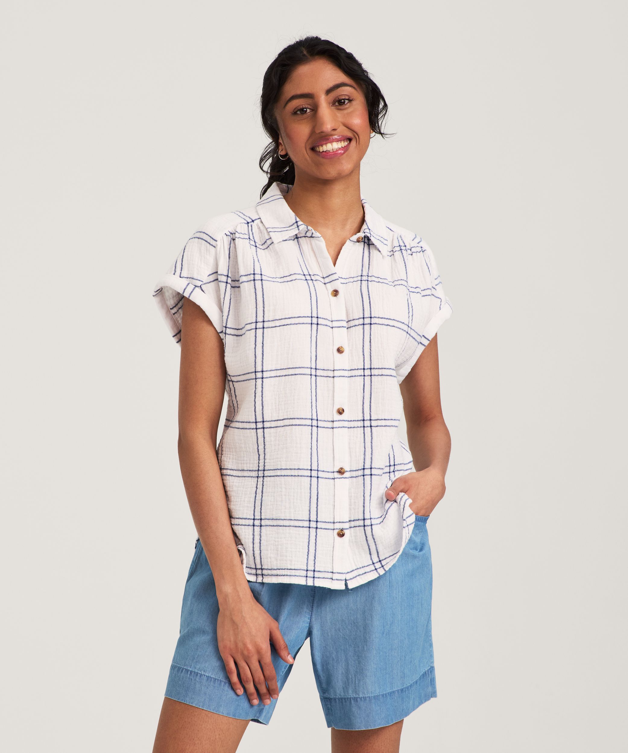 Denver Hayes Women's Short Sleeve Double Gauze Button Up Shirt