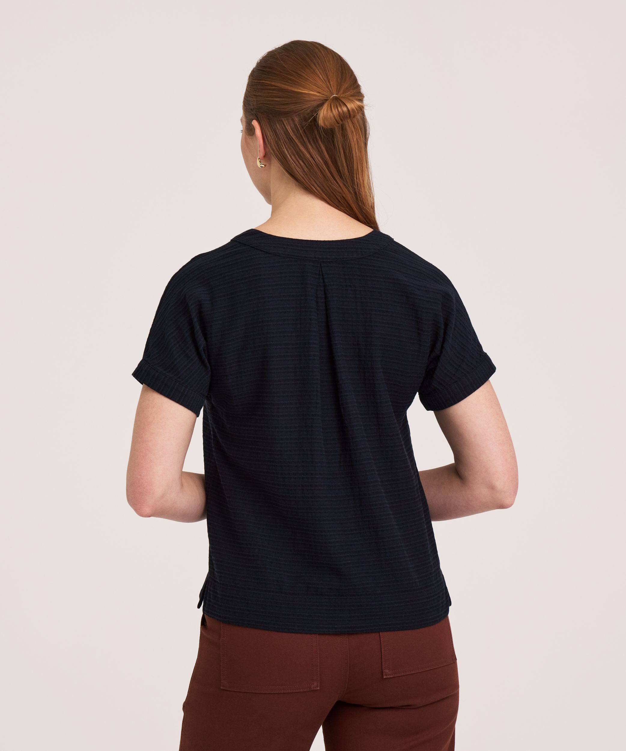 Denver Hayes Women's Short Sleeve Textured Paperweight Blouse