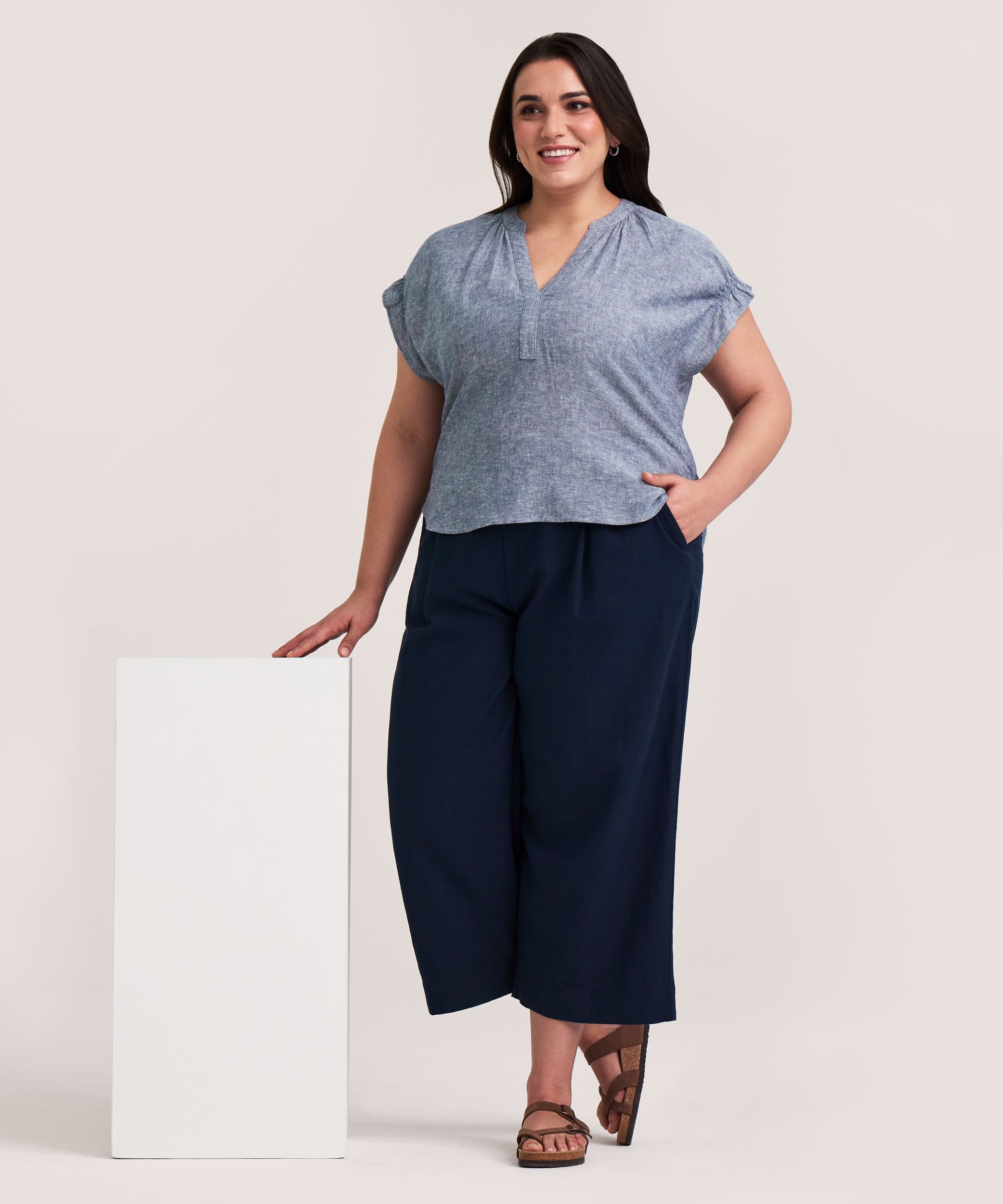 Blouse en lin à encolure en V et à manches courtes pour femmes, Denver Hayes