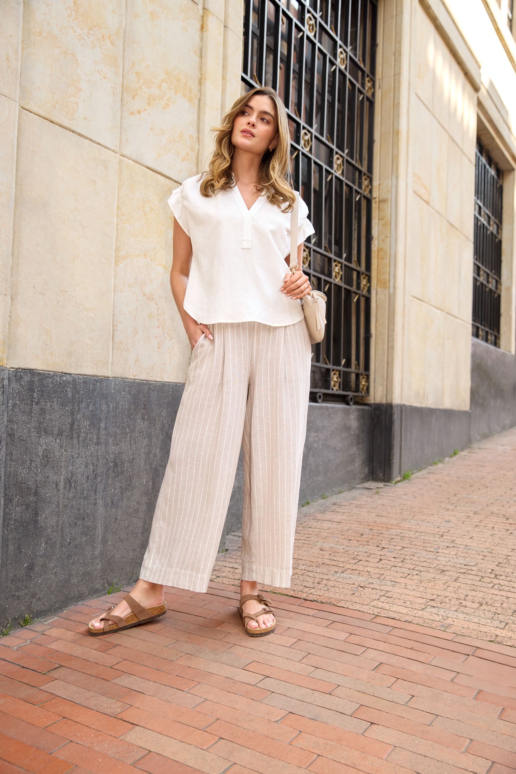 Sandales en liège avec boucle à l’orteil en cuir pour femmes, Kelowna, FarWest