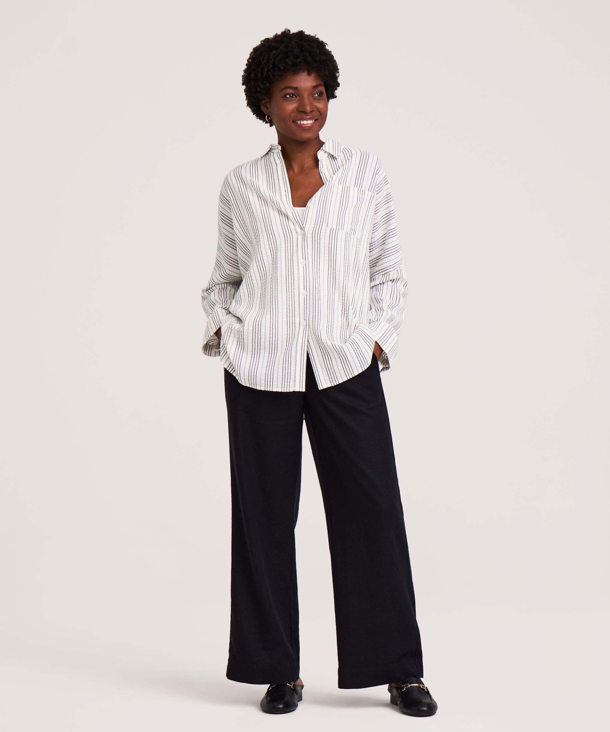 Denver Hayes Women's Long Sleeve Textured Button-Up Shirt