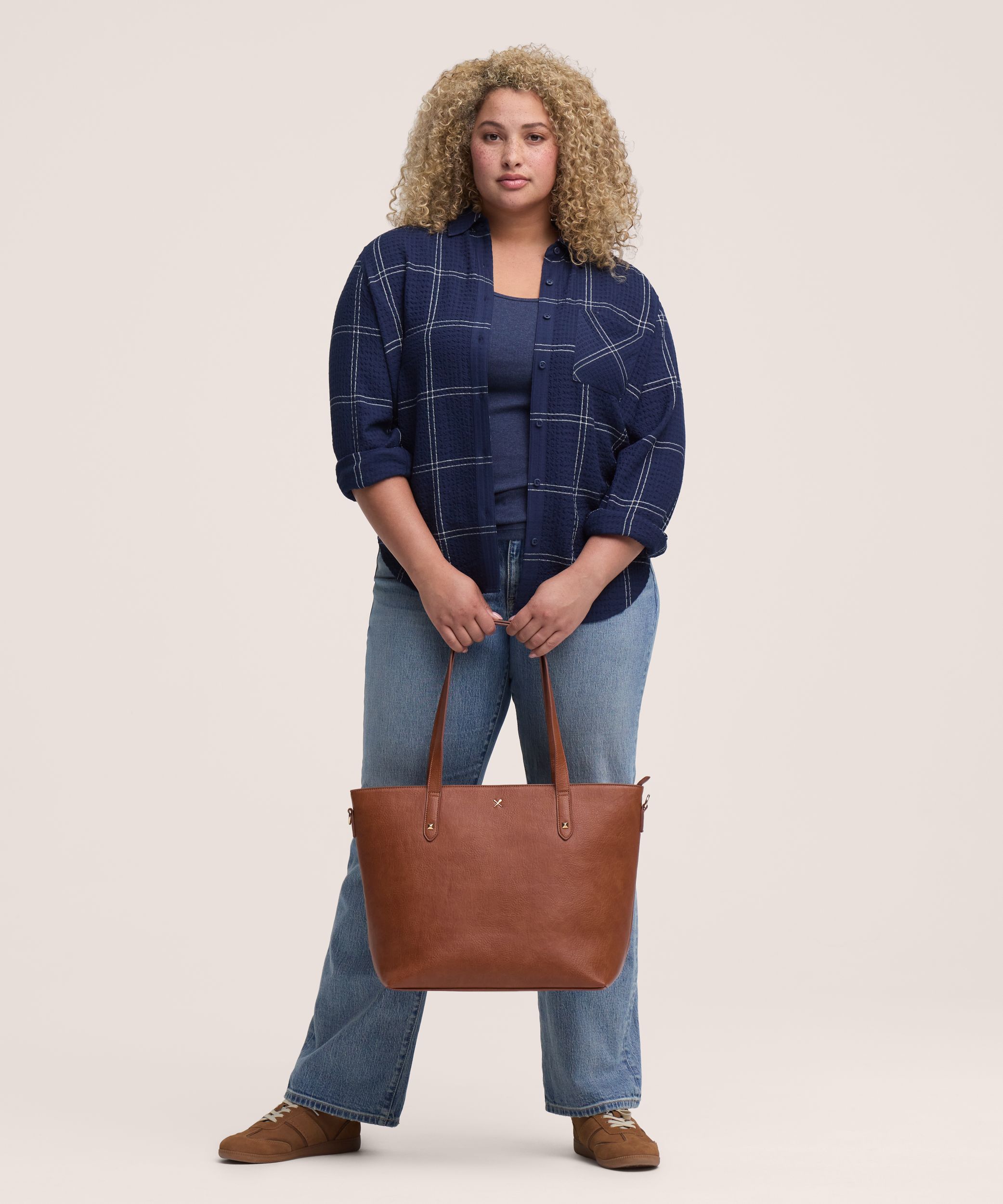 Chemise boutonnée à manches longues semi-ajustée et texturée pour femmes, Denver Hayes