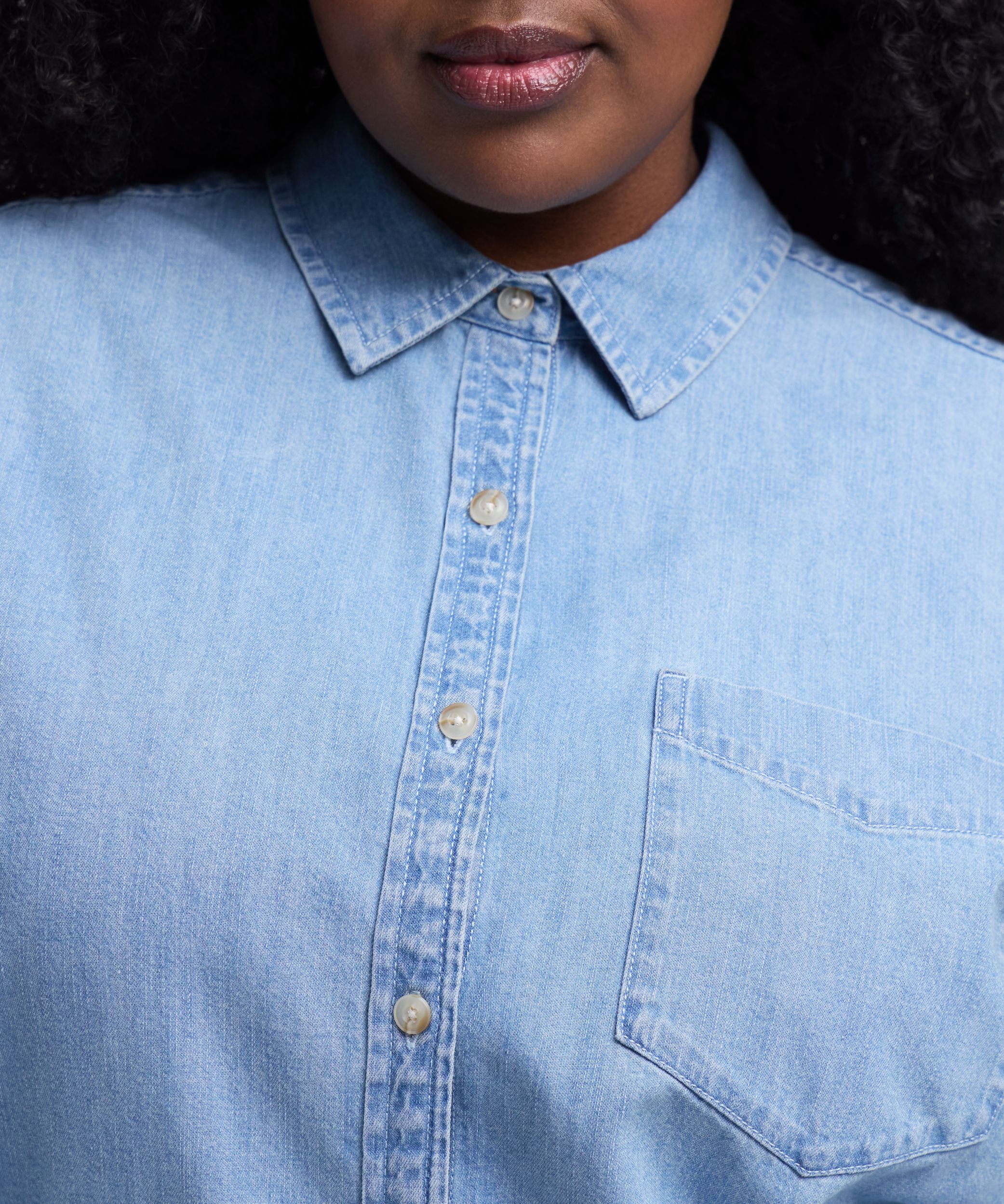 Chemise courte en chambray pour femmes, Denver Hayes