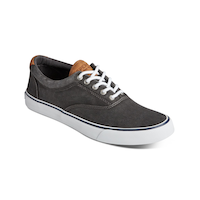 Sperry Chaussures de sport pour hommes, Striper II CVO - EN LIGNE SEULEMENT Front_Three_Fourths_Angled_Right