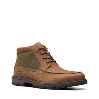 Bottes pour hommes, Maplewalk Moc, Clarks Front_Three_Fourths_Angled_Right