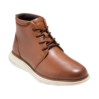 Bottes pour hommes, Grand Chukka, Cole Haan
Note : These are Chukka Boots Front_Three_Fourths_Angled_Right
