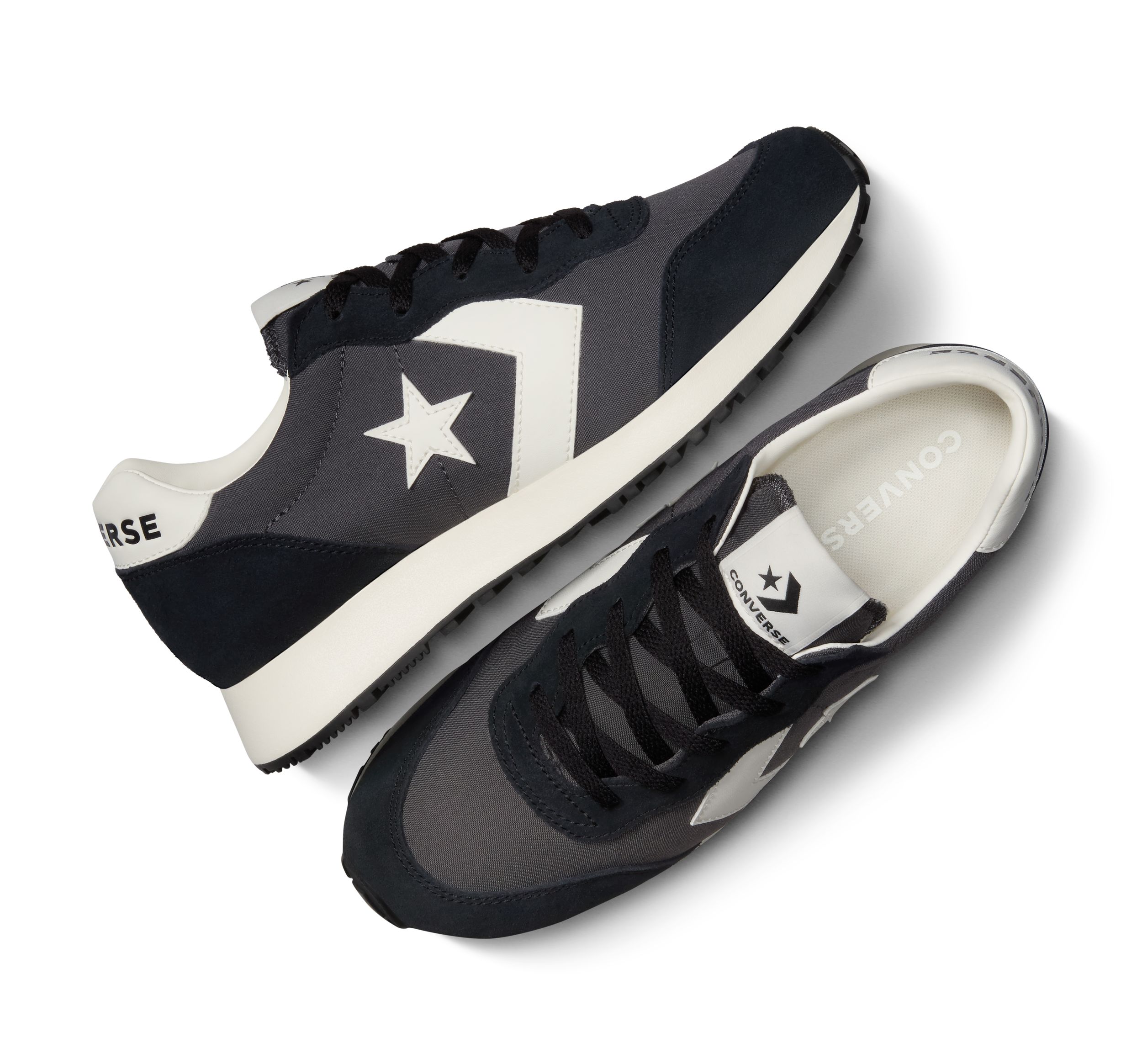 Chaussures pour hommes, Omega Trainer, Converse