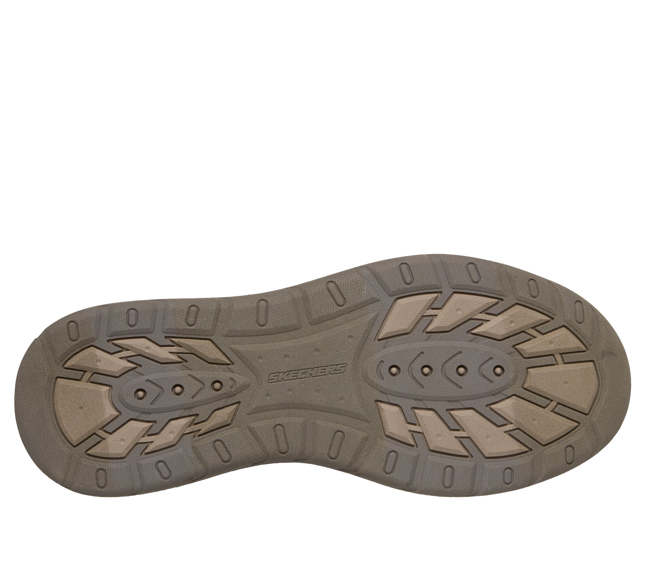 Skechers Men's Relaxed Fit Cohagen Vierra Slip-on Canvas Shoe