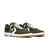 Chaussures de sport basses décontractées pour hommes, Converse Front_Three_Fourths_Angled_Right
