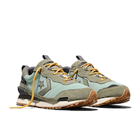 Chaussures de sport de randonnée pour hommes, Omega Trainer, Converse Front_Three_Fourths_Angled_Right