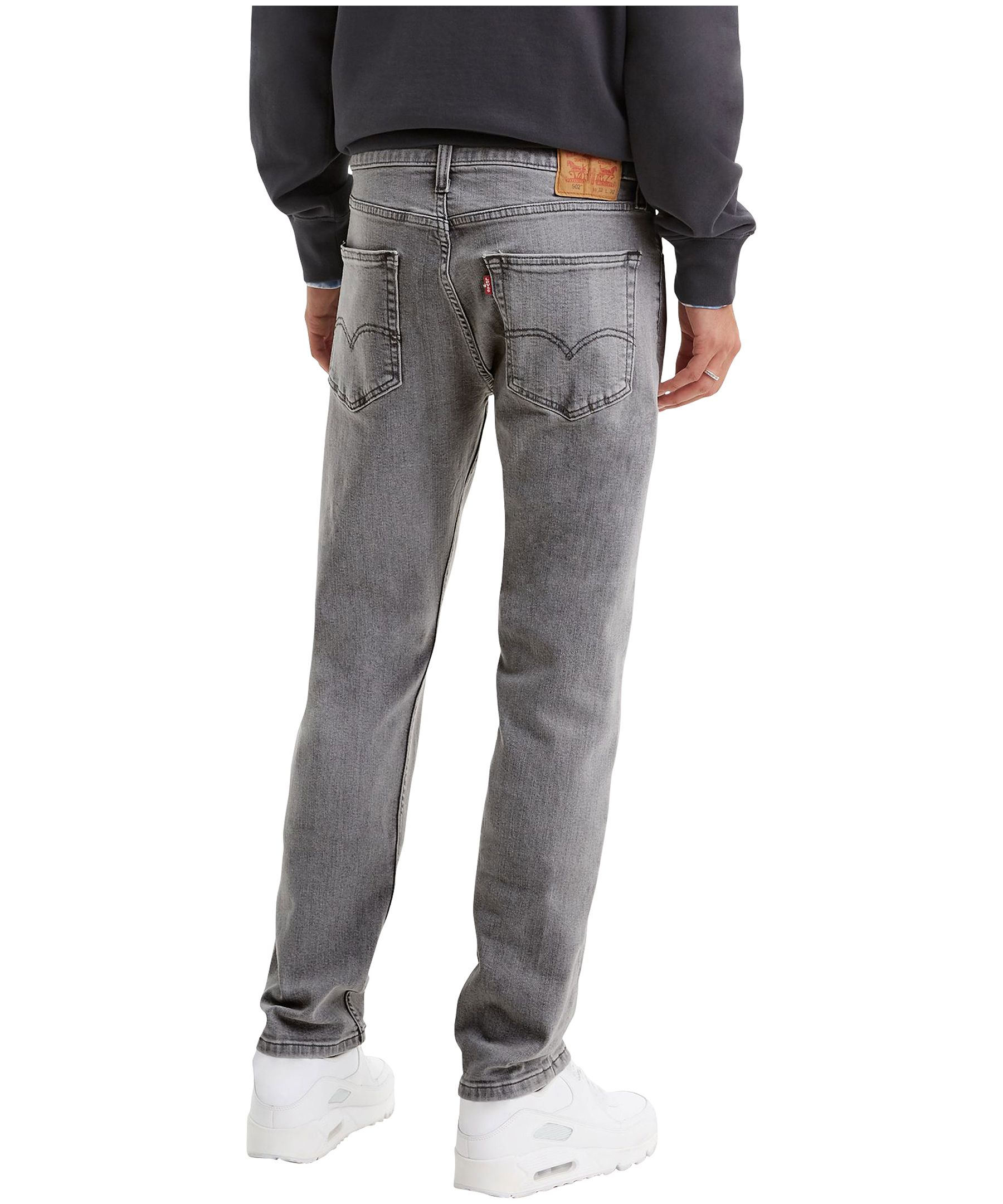 Jeans best sale regular tapered