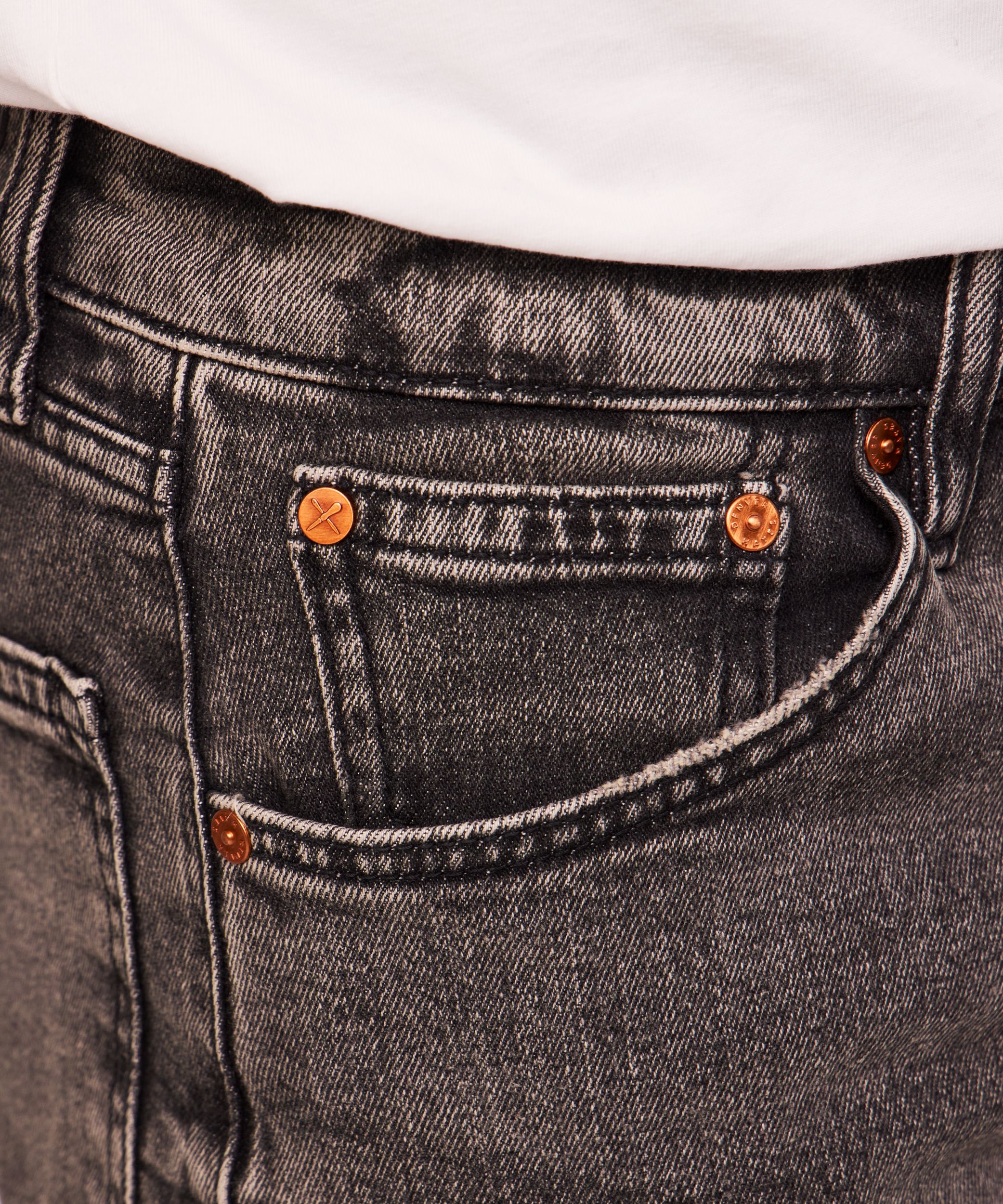 Denver Hayes Men's FLEXTECH Loose Fit Straight Leg Jeans