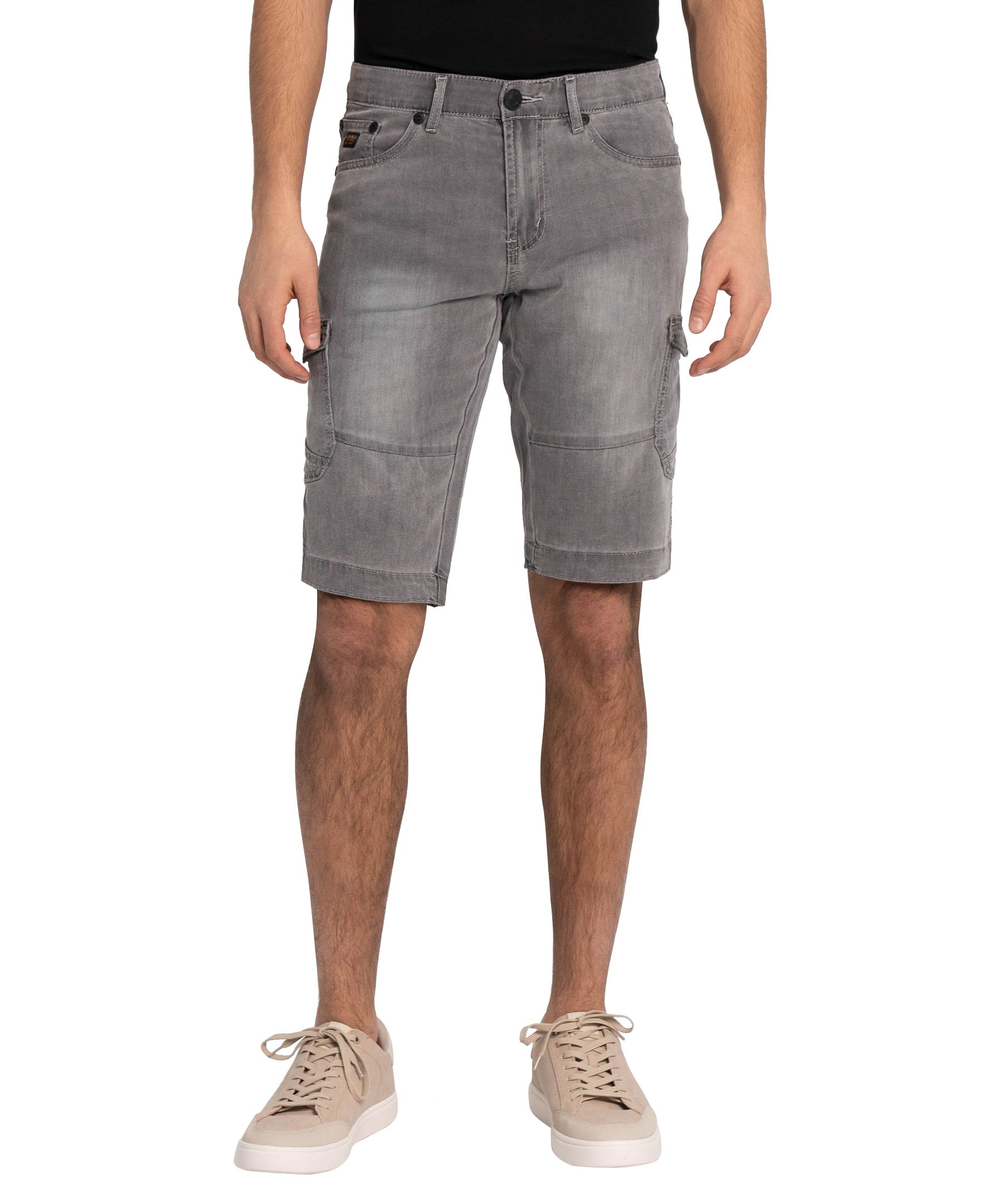 Black Bull Men's Arris Cargo Shorts