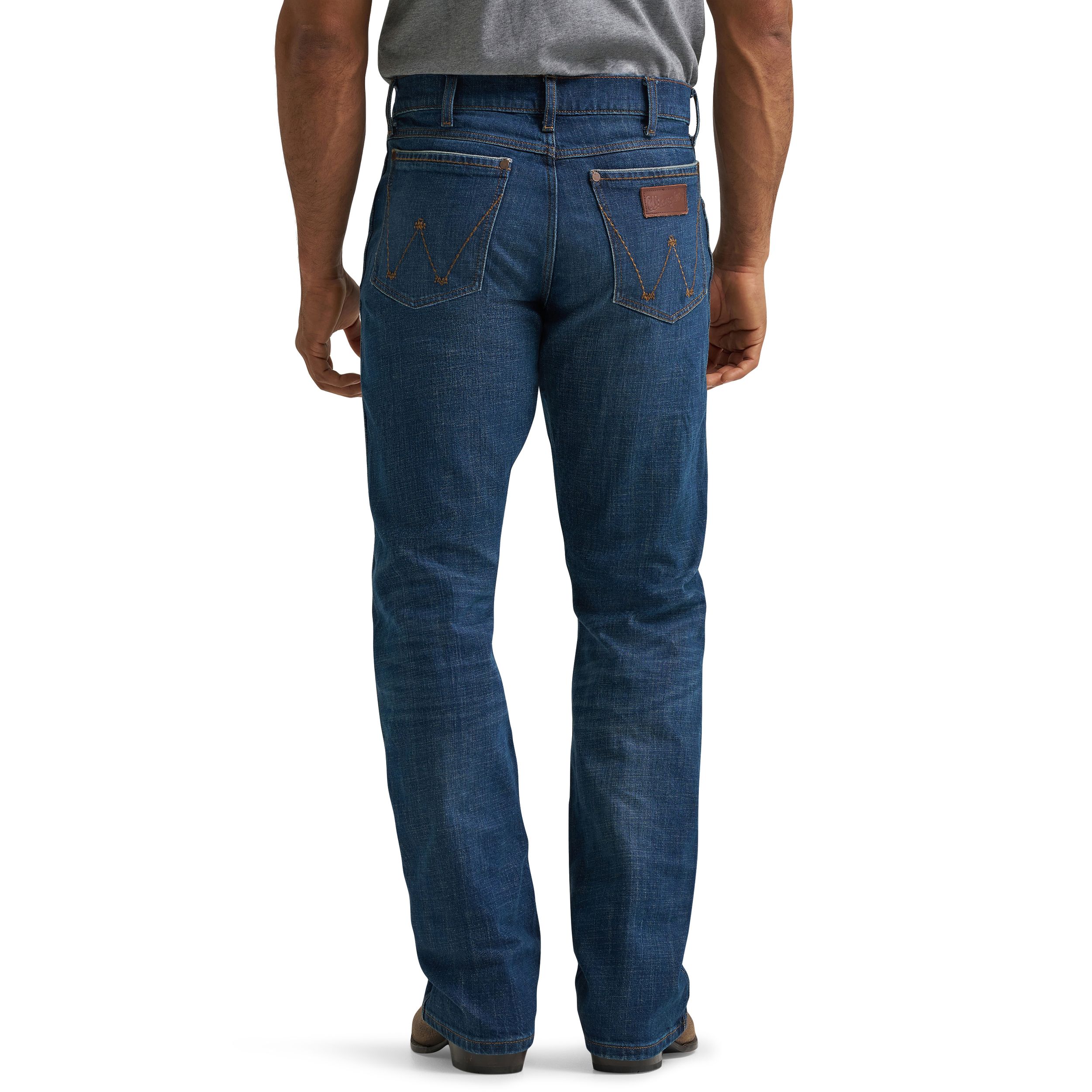 Wrangler Men's Retro Relaxed Jean Jackson Hole Bootcut Jeans