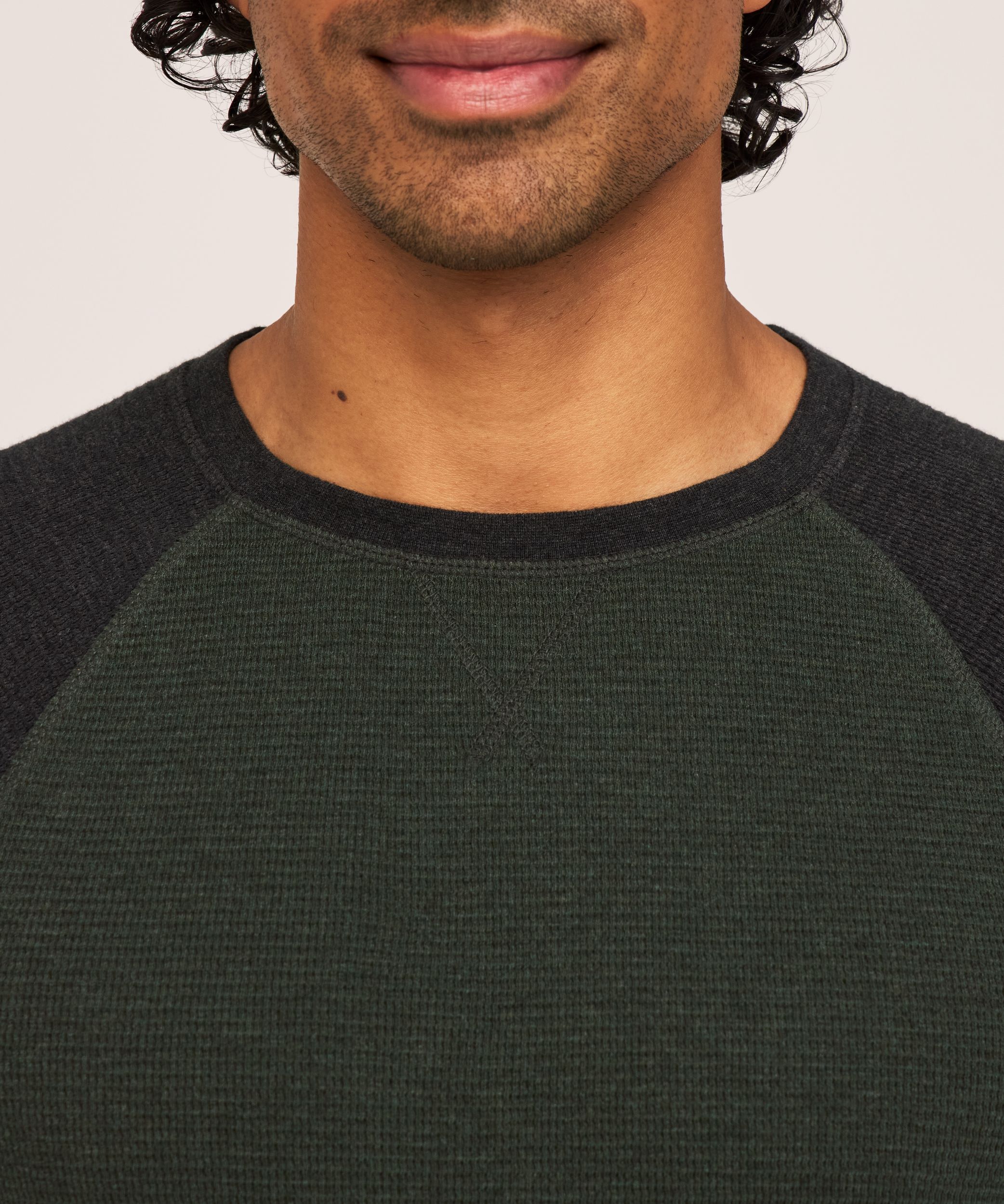 WindRiver Men's Waffle Raglan Long Sleeve Crewneck Shirt