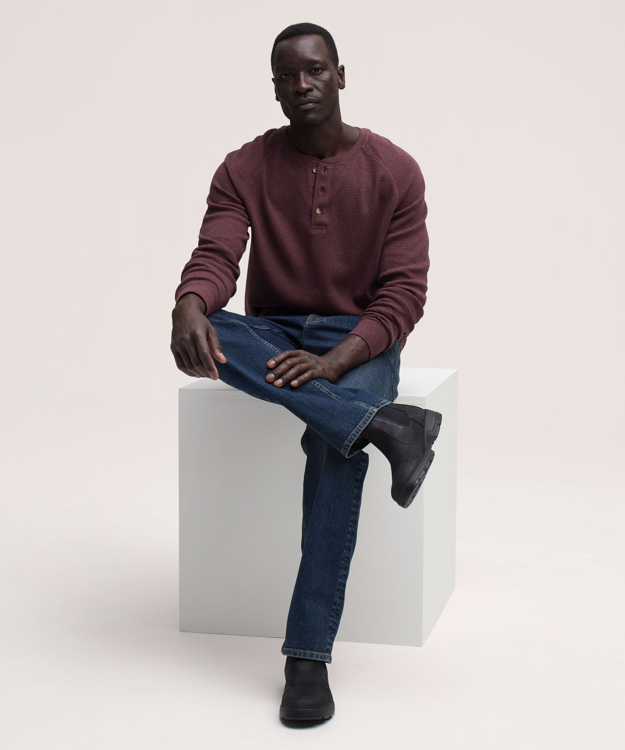 WindRiver Men's Long Sleeve Waffle Raglan Henley Shirt