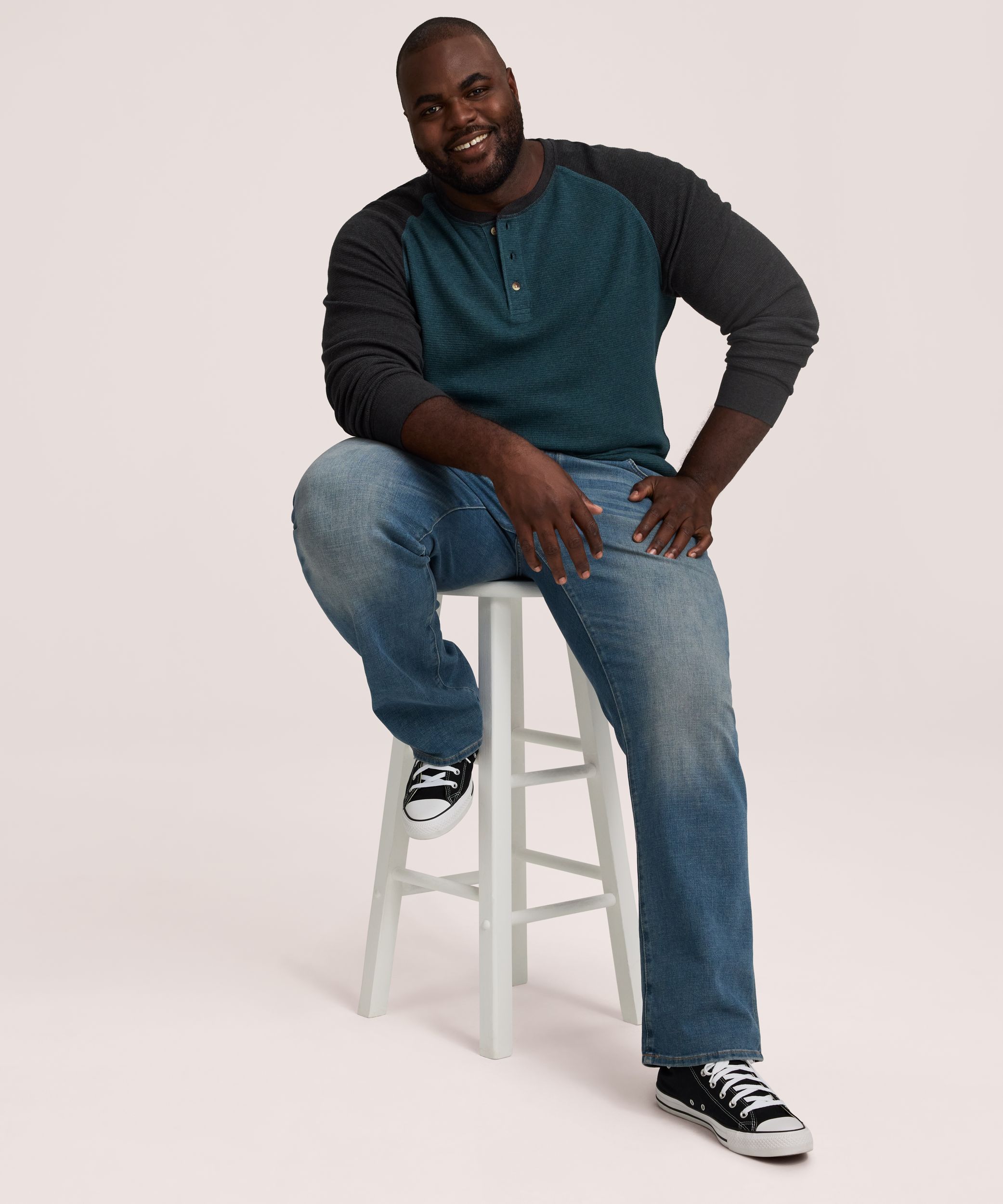 WindRiver Men's Long Sleeve Waffle Raglan Henley Shirt
