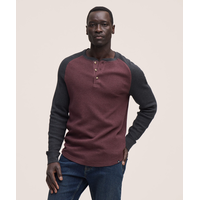 WindRiver Men's Long Sleeve Waffle Raglan Henley Shirt Front_Flat