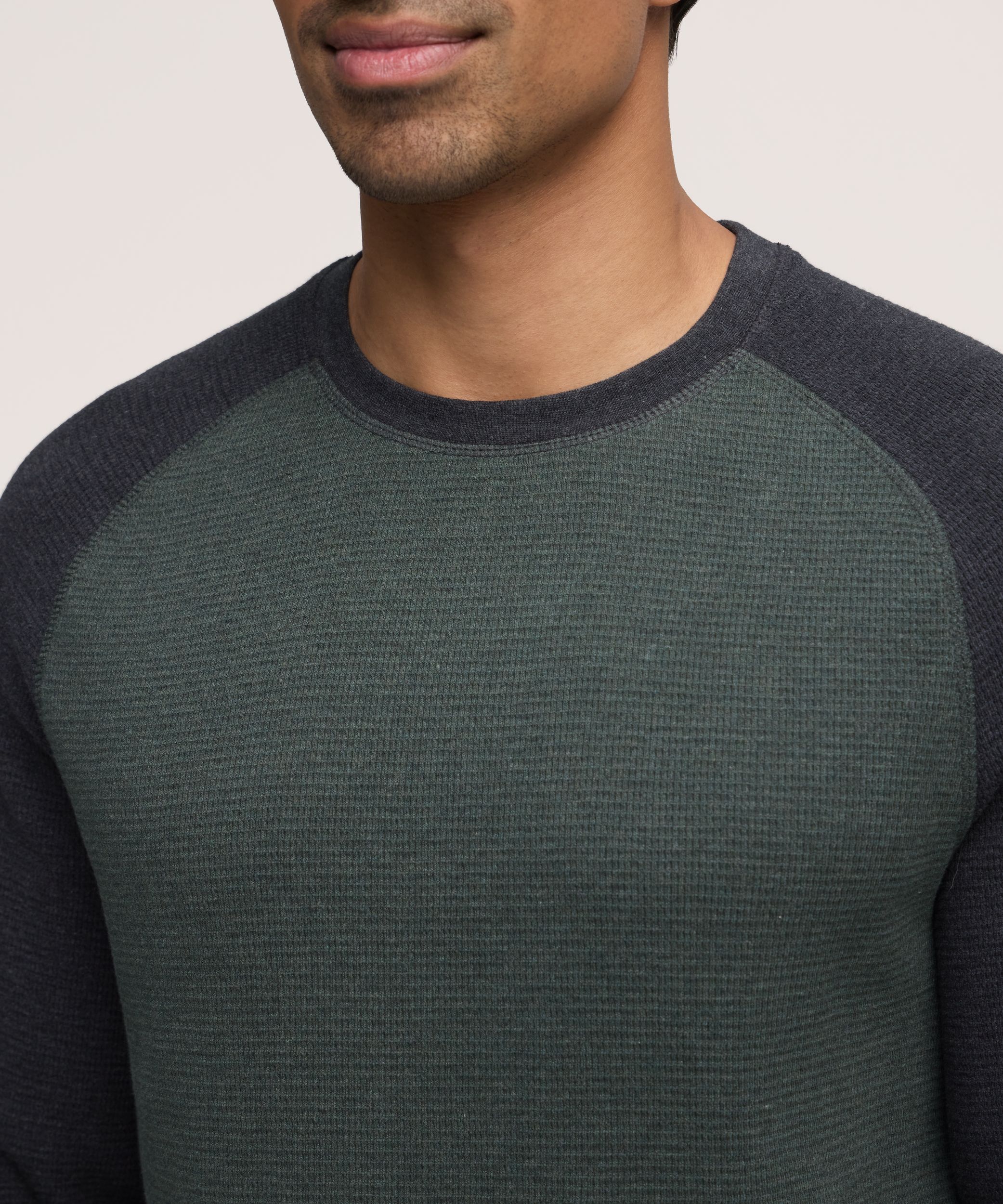 WindRiver Men's Long Sleeve Waffle Raglan Crewneck Shirt