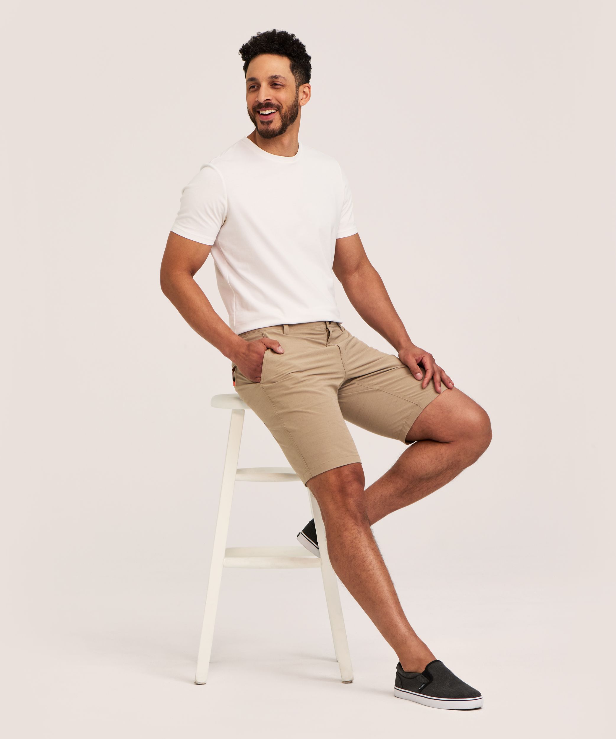 【MODERNIF】Loft banding shorts FarWest Men's End on End Stretch Textured Hybrid Shorts | Mark's