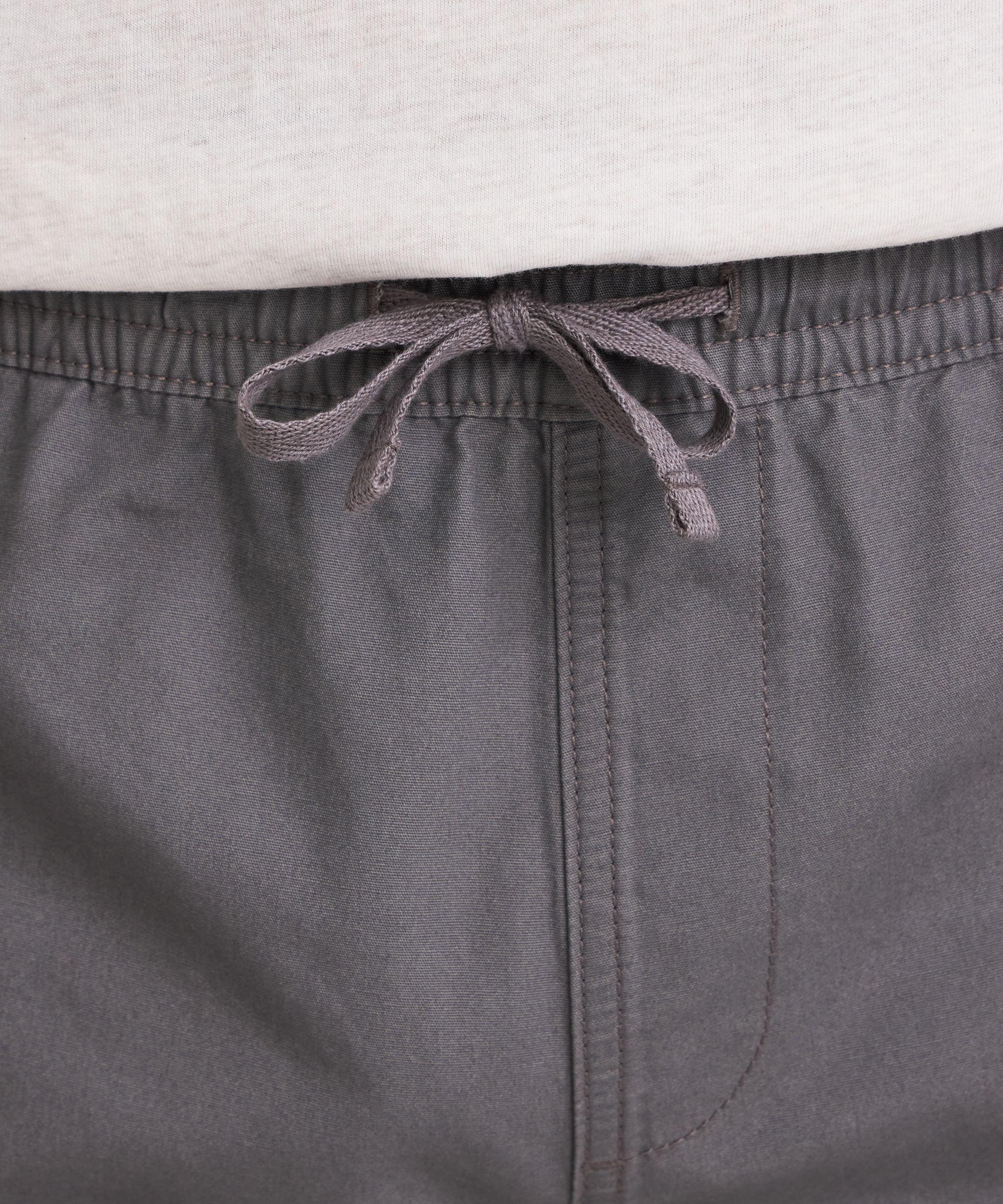 Denver Hayes Men's Pull-On Cargo Shorts