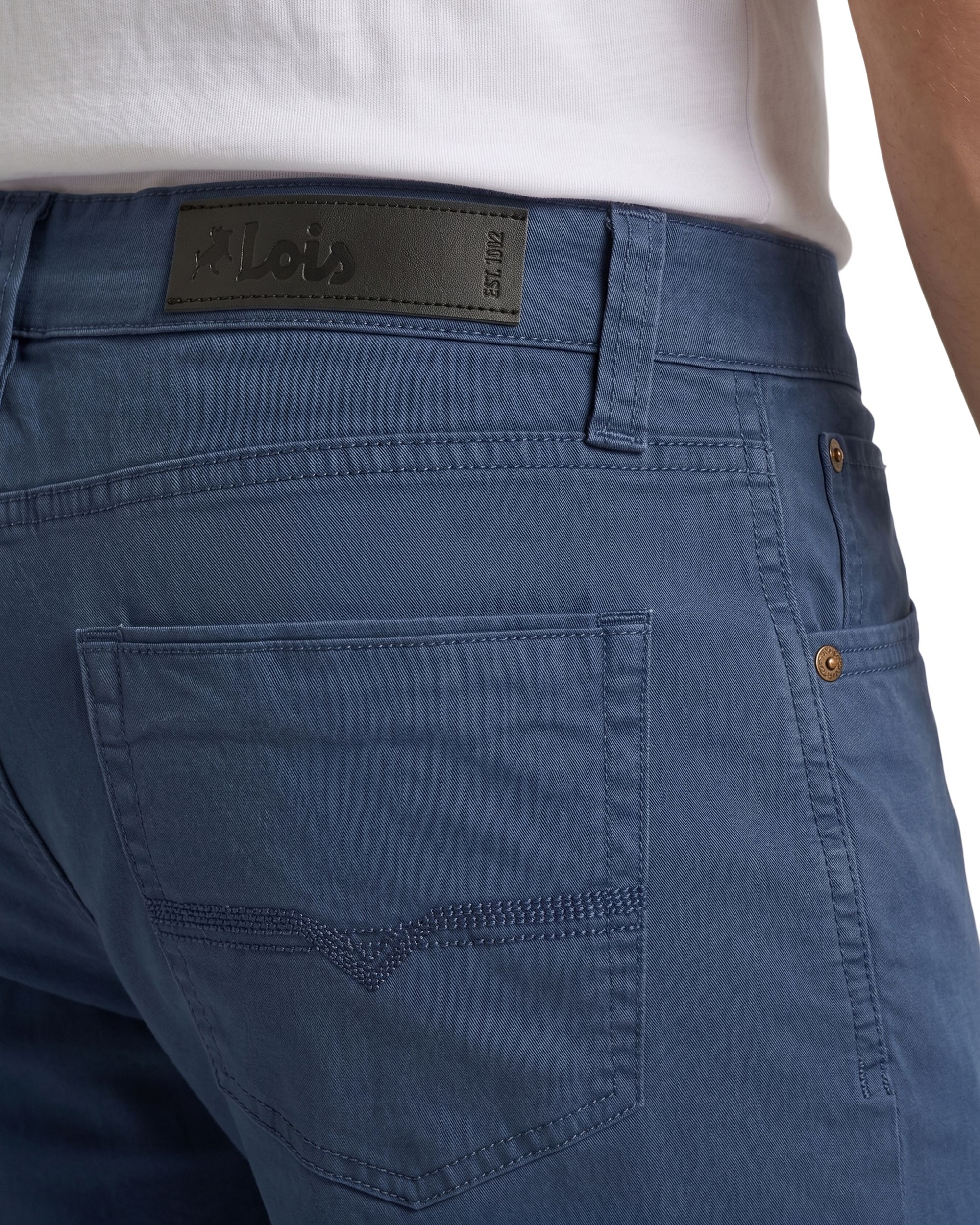 Lois Men's Dennis Stretch Slub Twill Chino Shorts 10-in