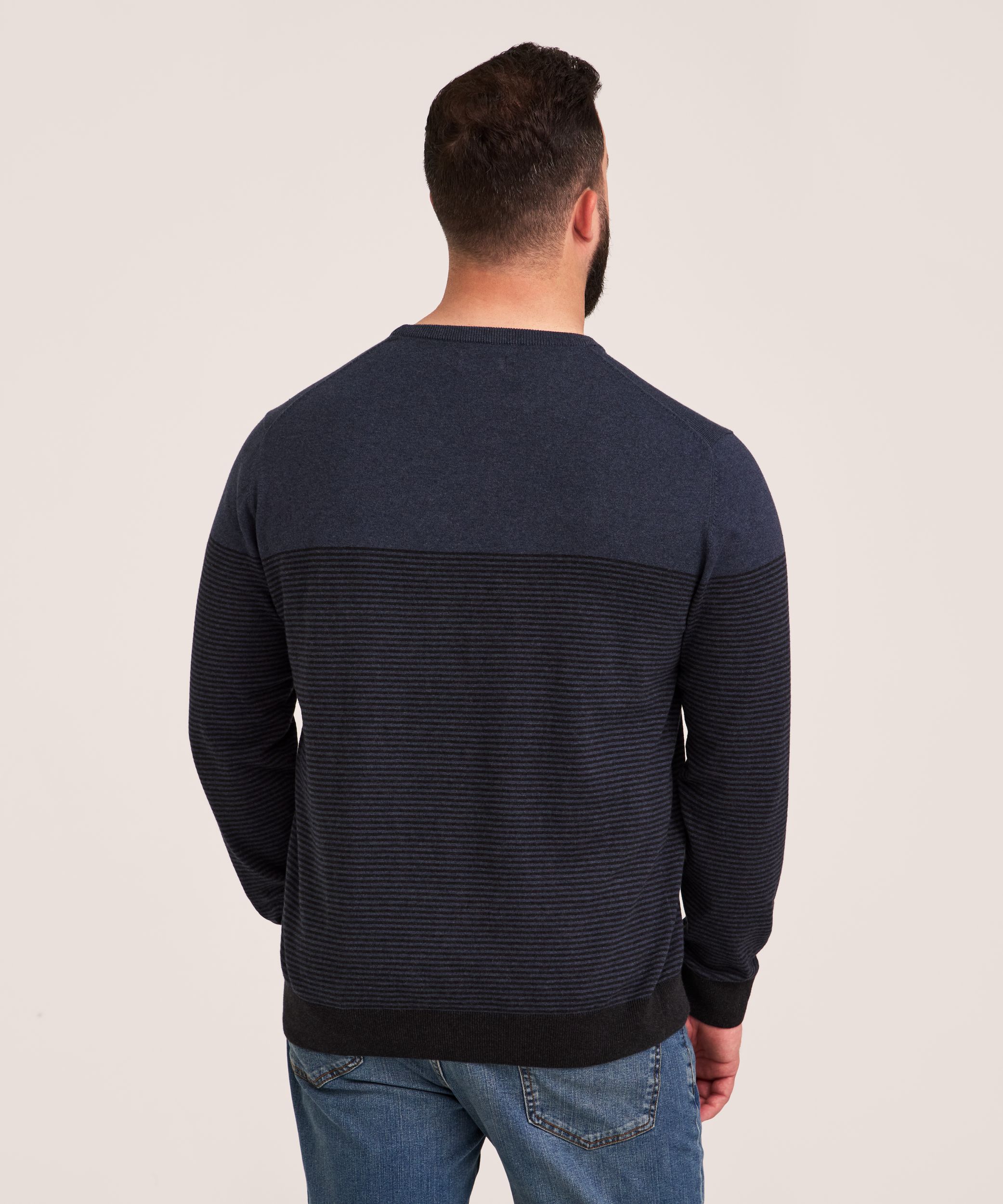 Denver Hayes Men's Crewneck Sweater