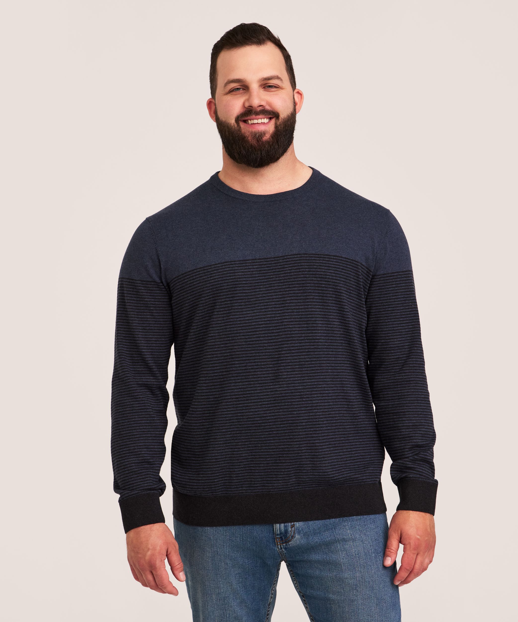 Denver Hayes Men's Crewneck Sweater