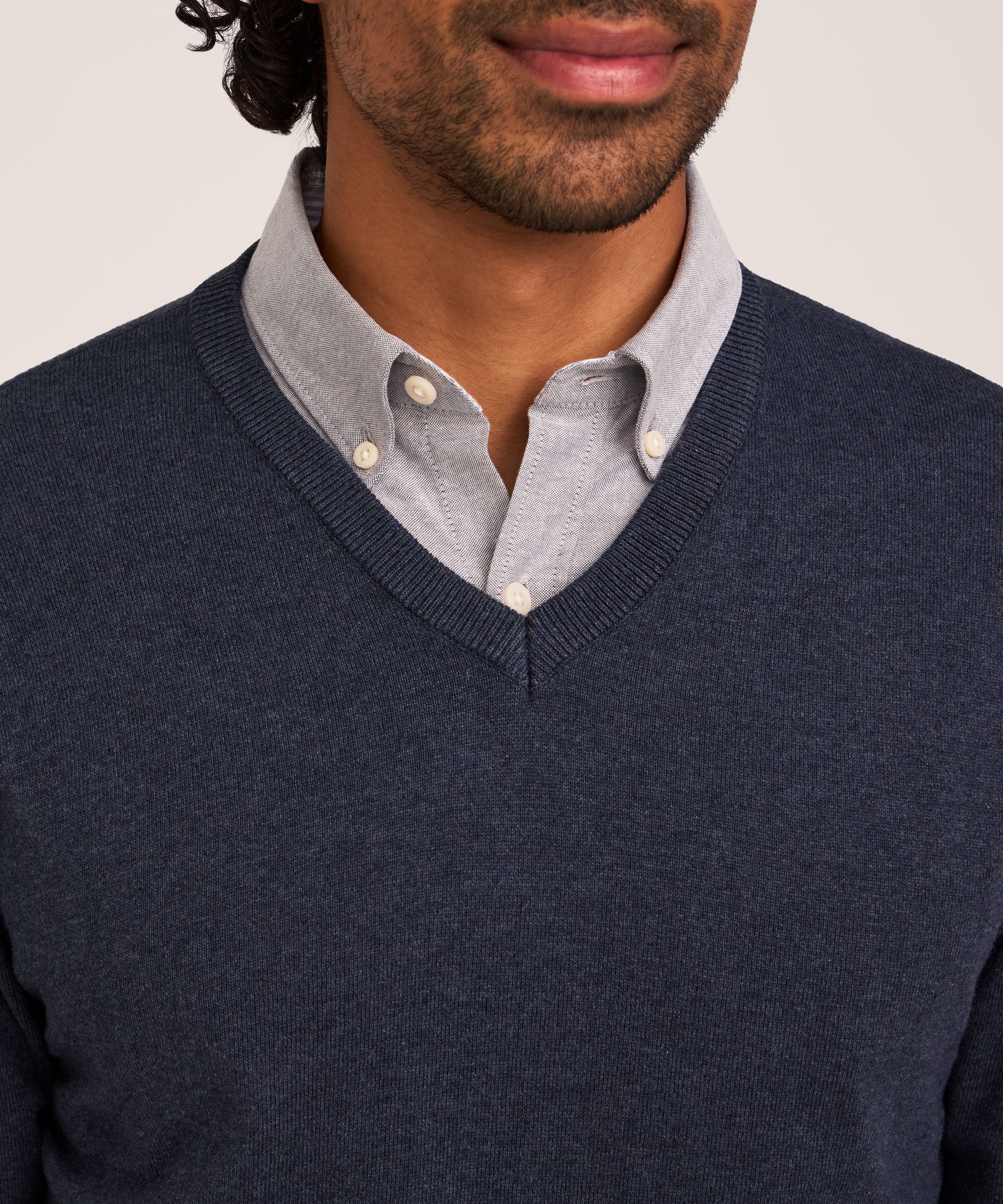 Denver Hayes Men's V-Neck Sweater