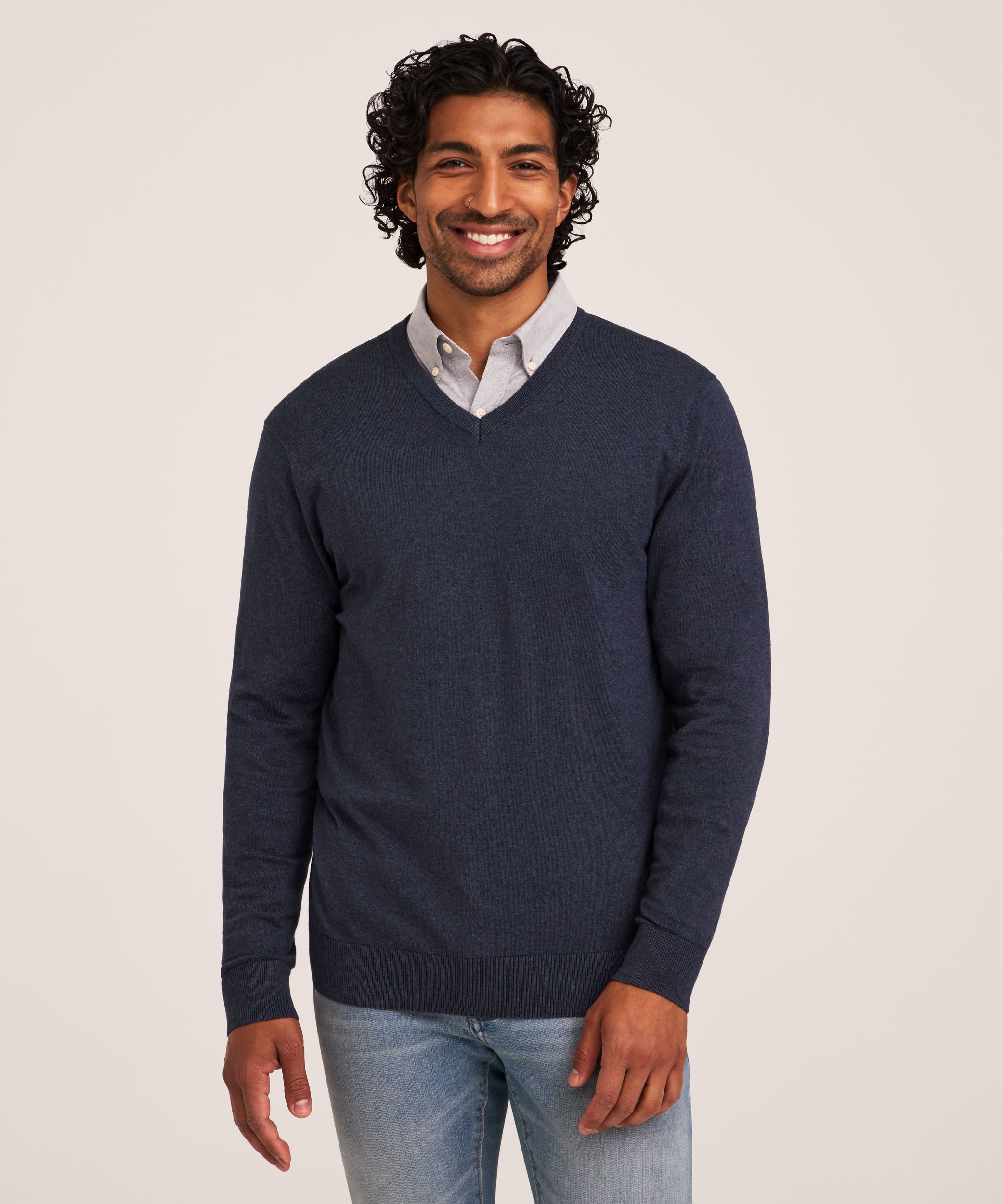 Denver Hayes Men's V-Neck Sweater