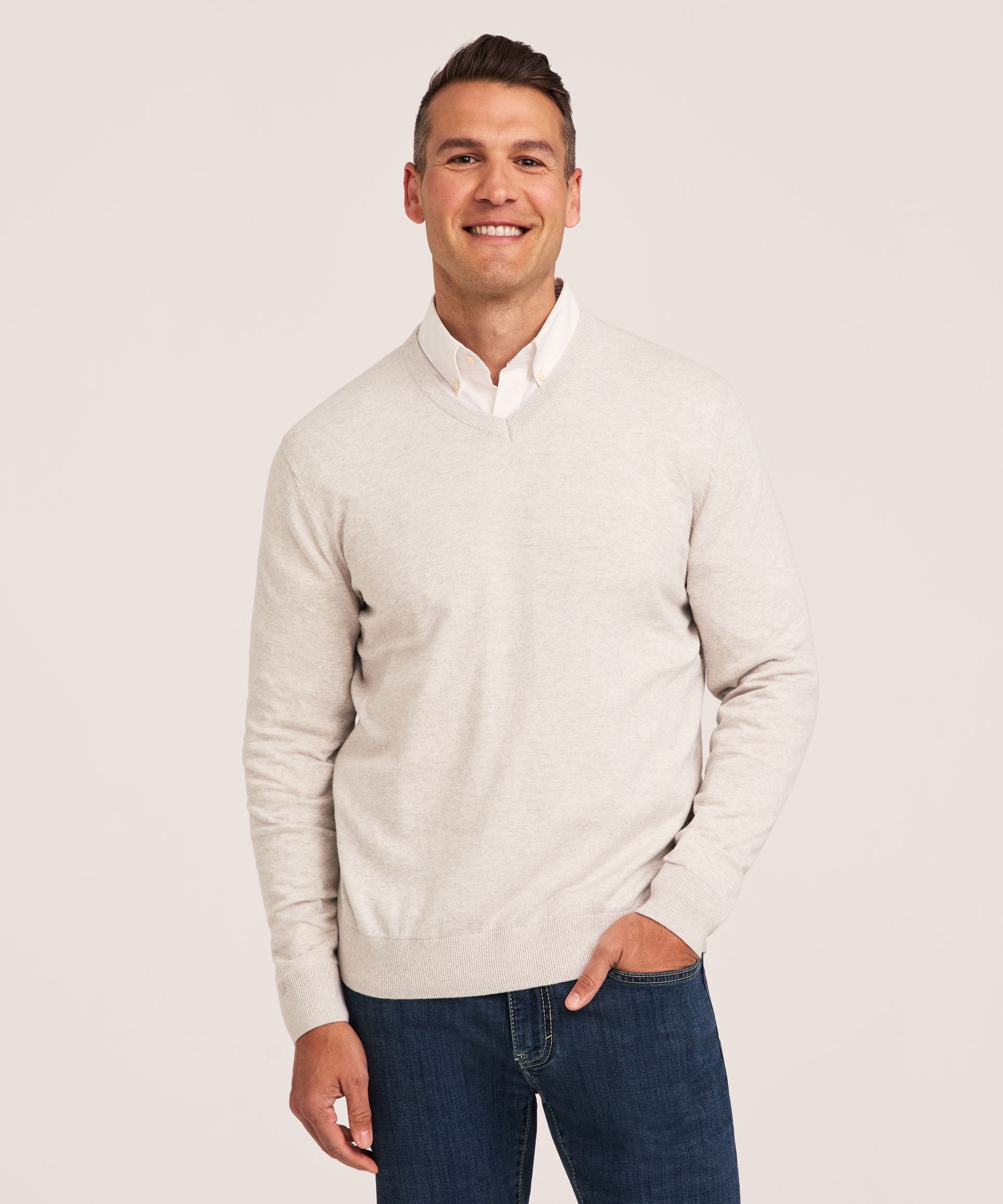 Denver Hayes Men's V-Neck Sweater