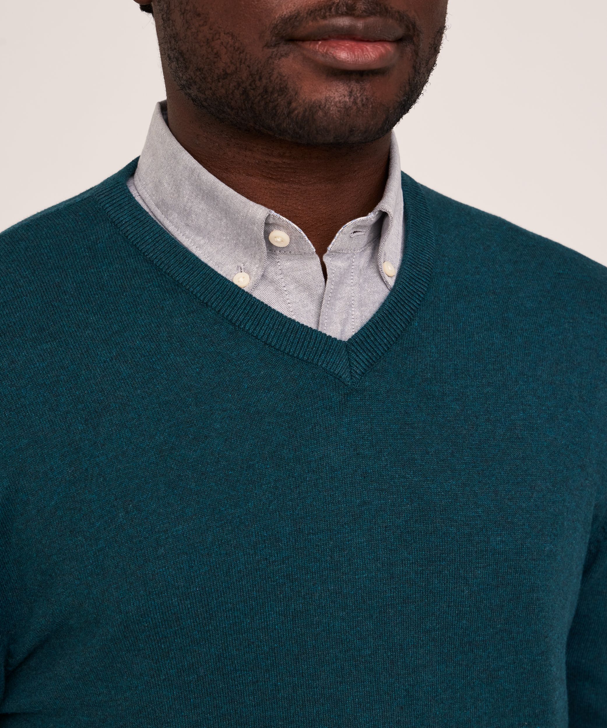 Denver Hayes Men's V-Neck Sweater