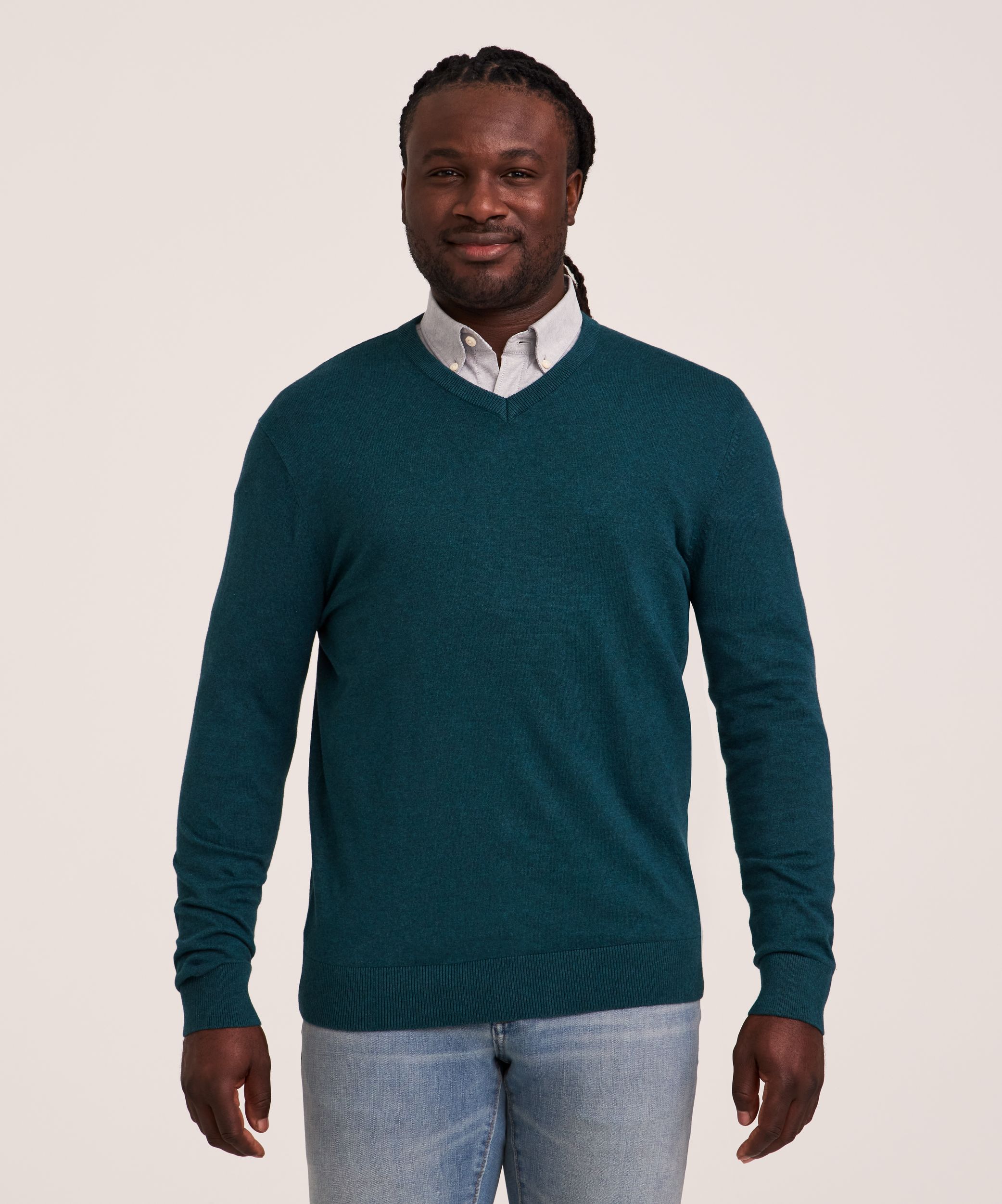 Denver Hayes Men's V-Neck Sweater