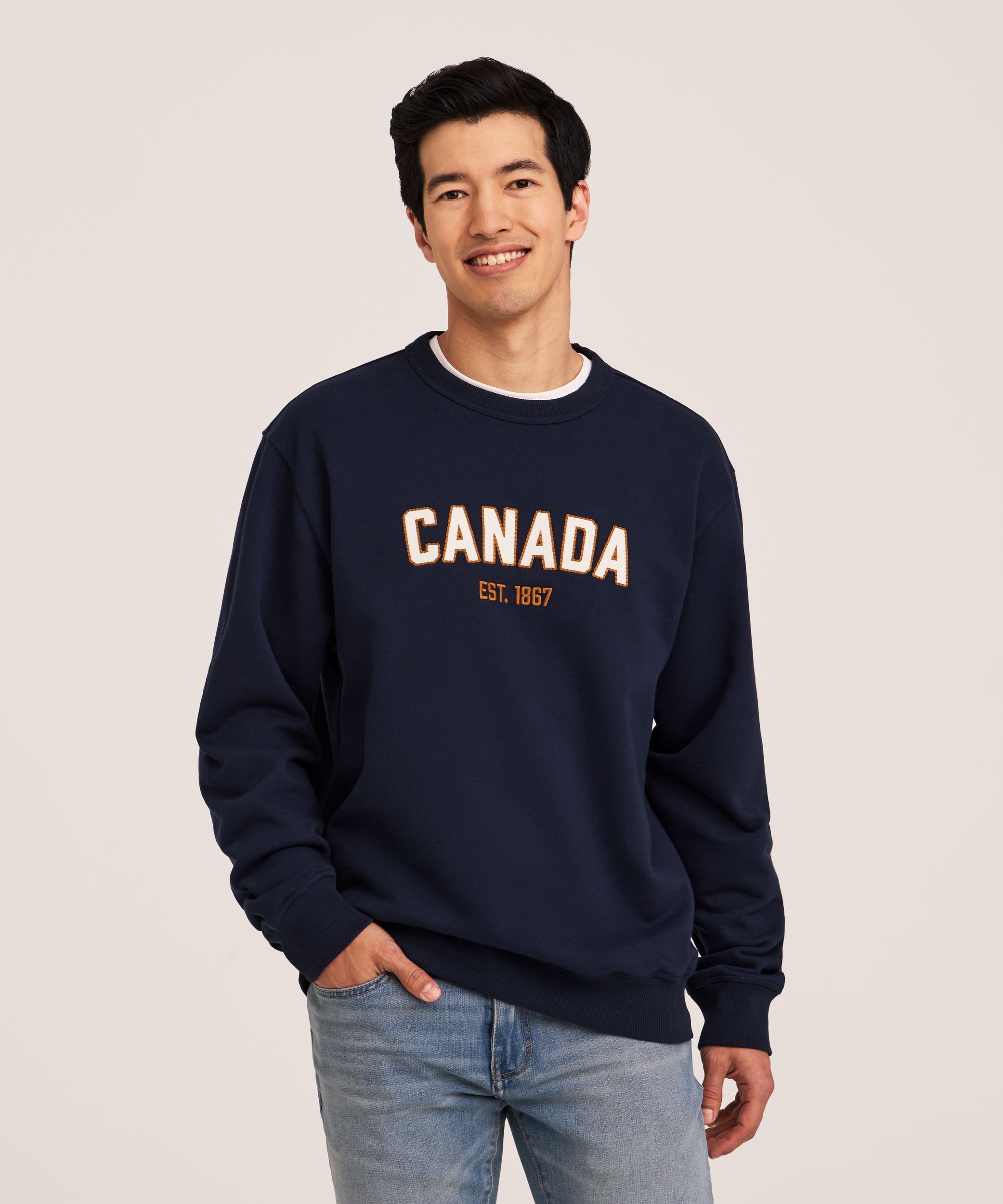 WindRiver Men's Original Canada Crewneck Fleece