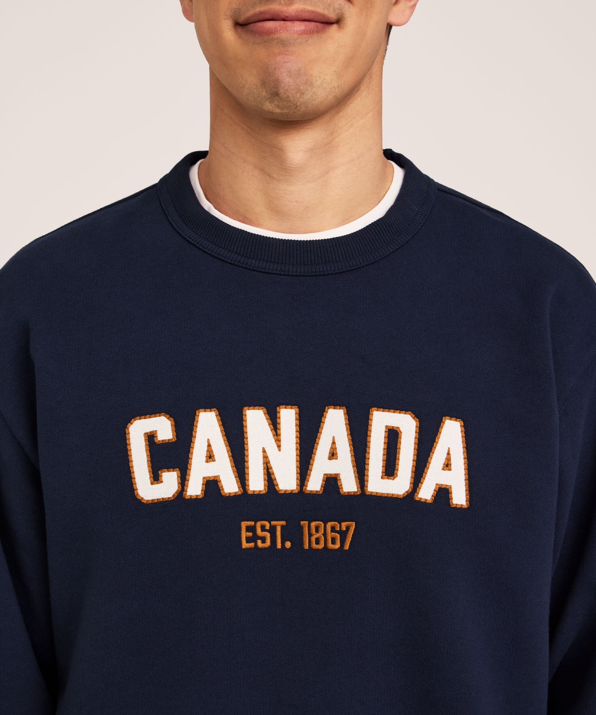WindRiver Men's Original Canada Crewneck Fleece