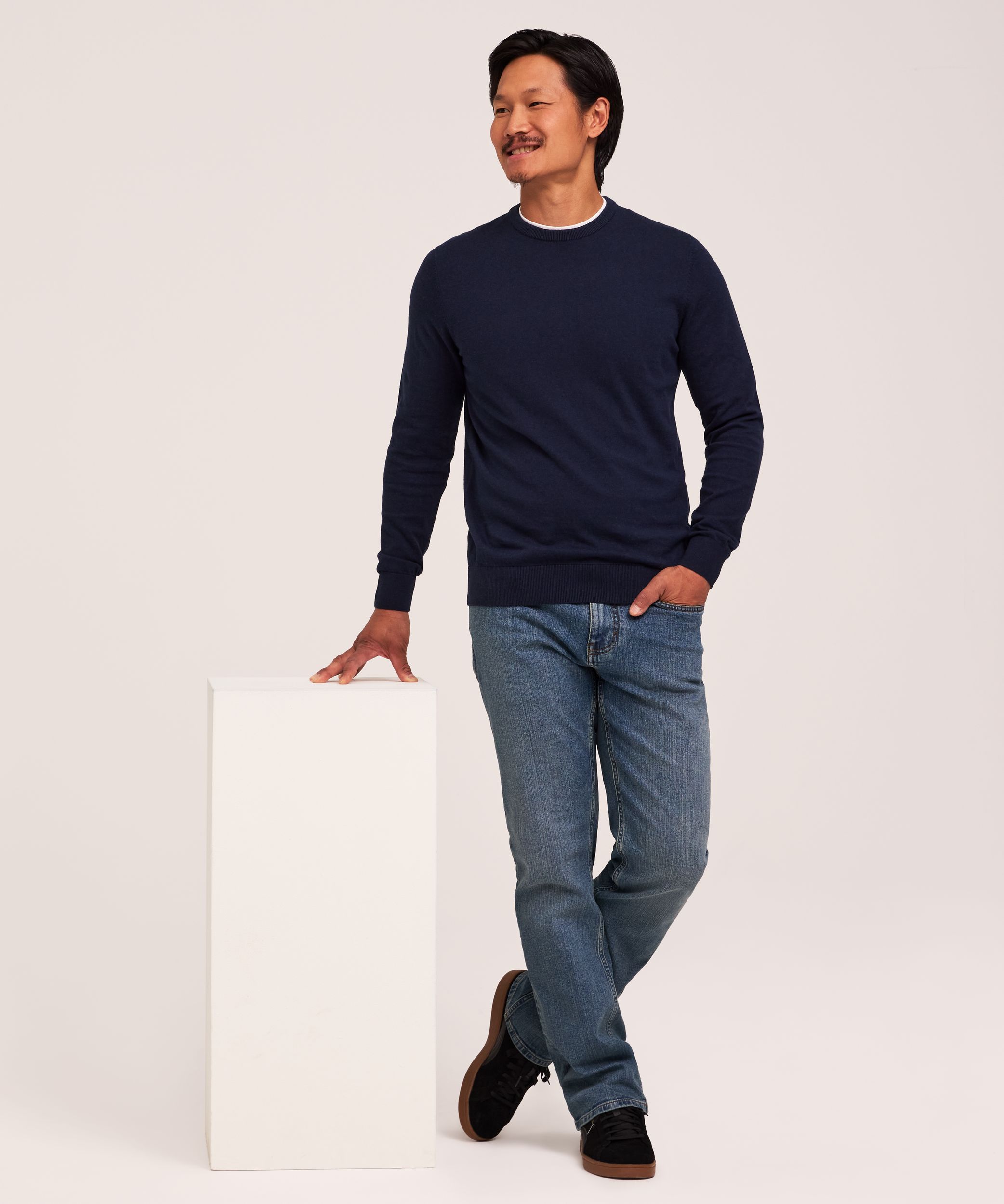 Denver Hayes Men's Crewneck Sweater