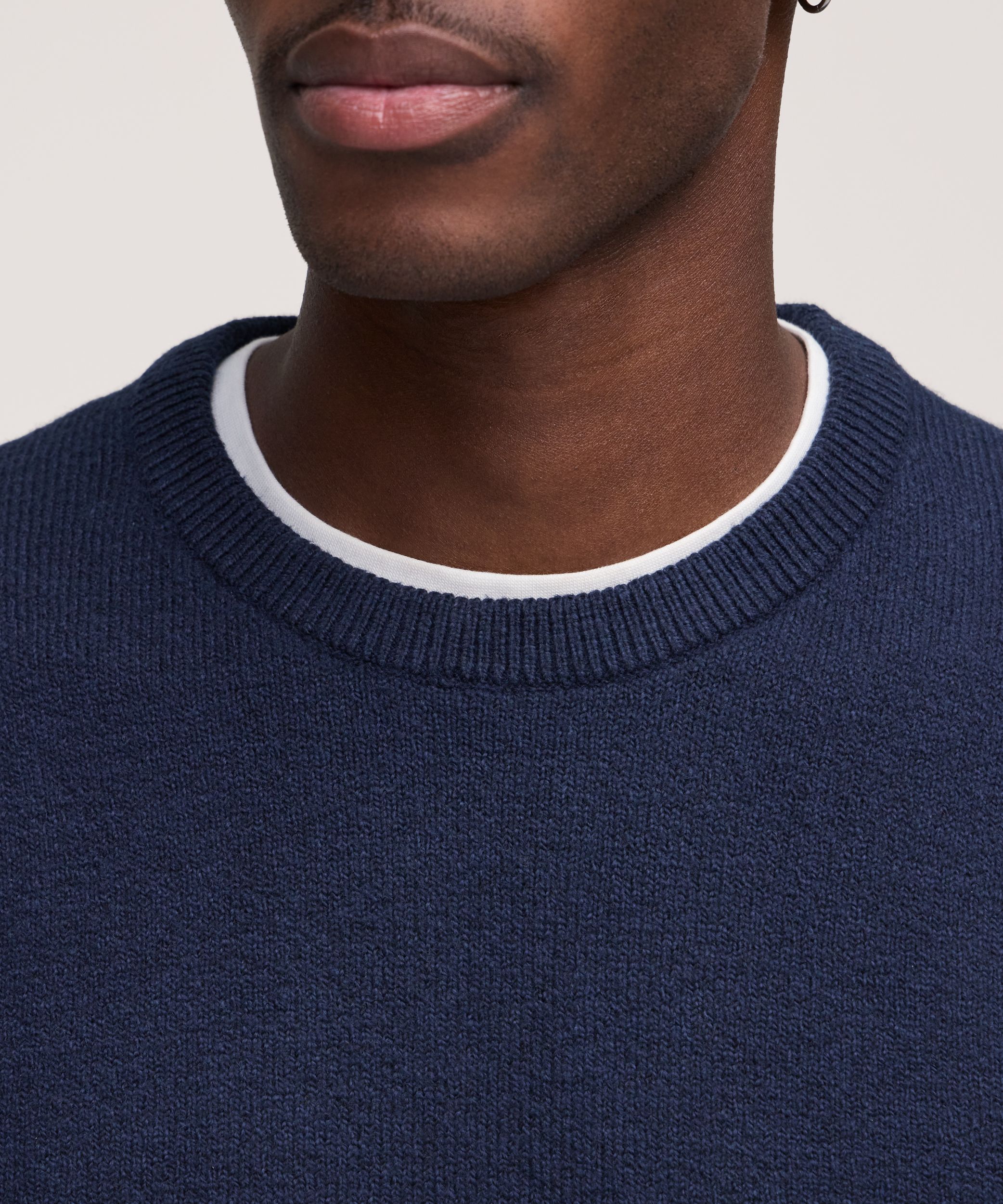 Denver Hayes Men's Lofty knit Solid Crewneck Sweater