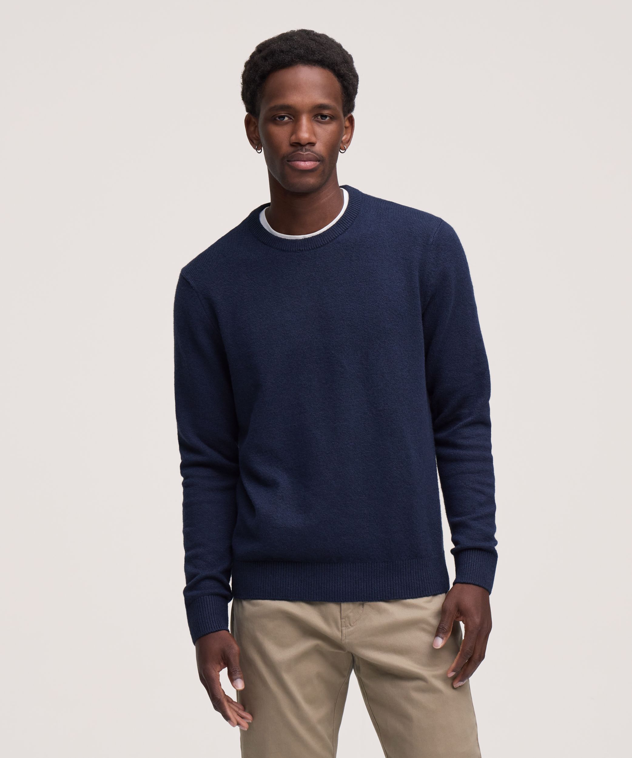 Denver Hayes Men's Lofty knit Solid Crewneck Sweater