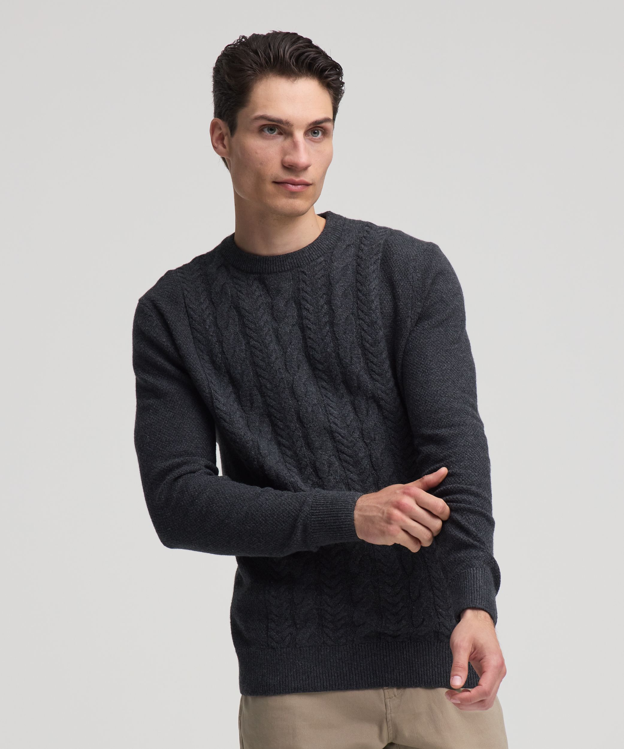 Denver Hayes Men's Lofty knit Cable Crewneck Sweater