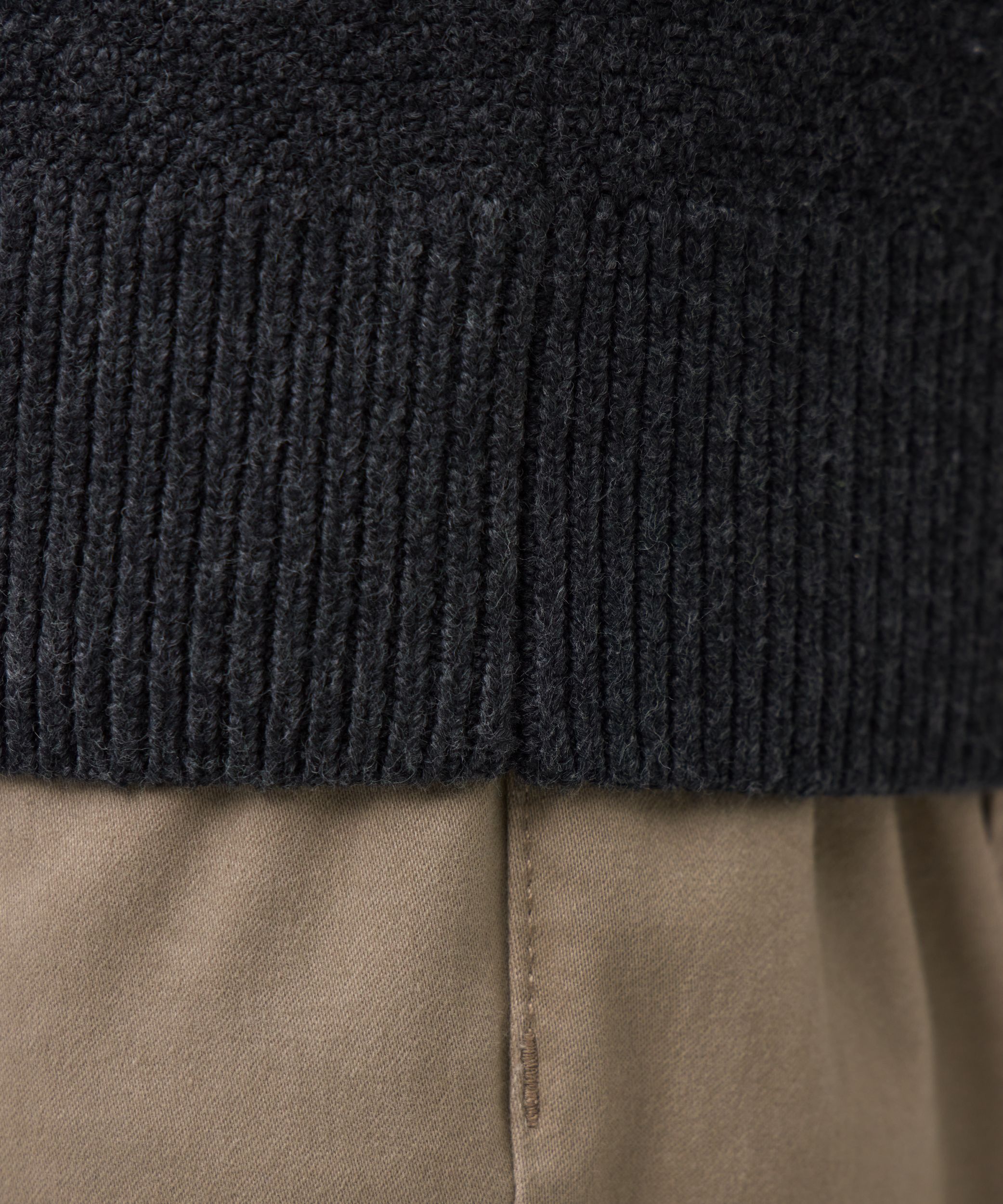 Denver Hayes Men's Lofty knit Cable Crewneck Sweater