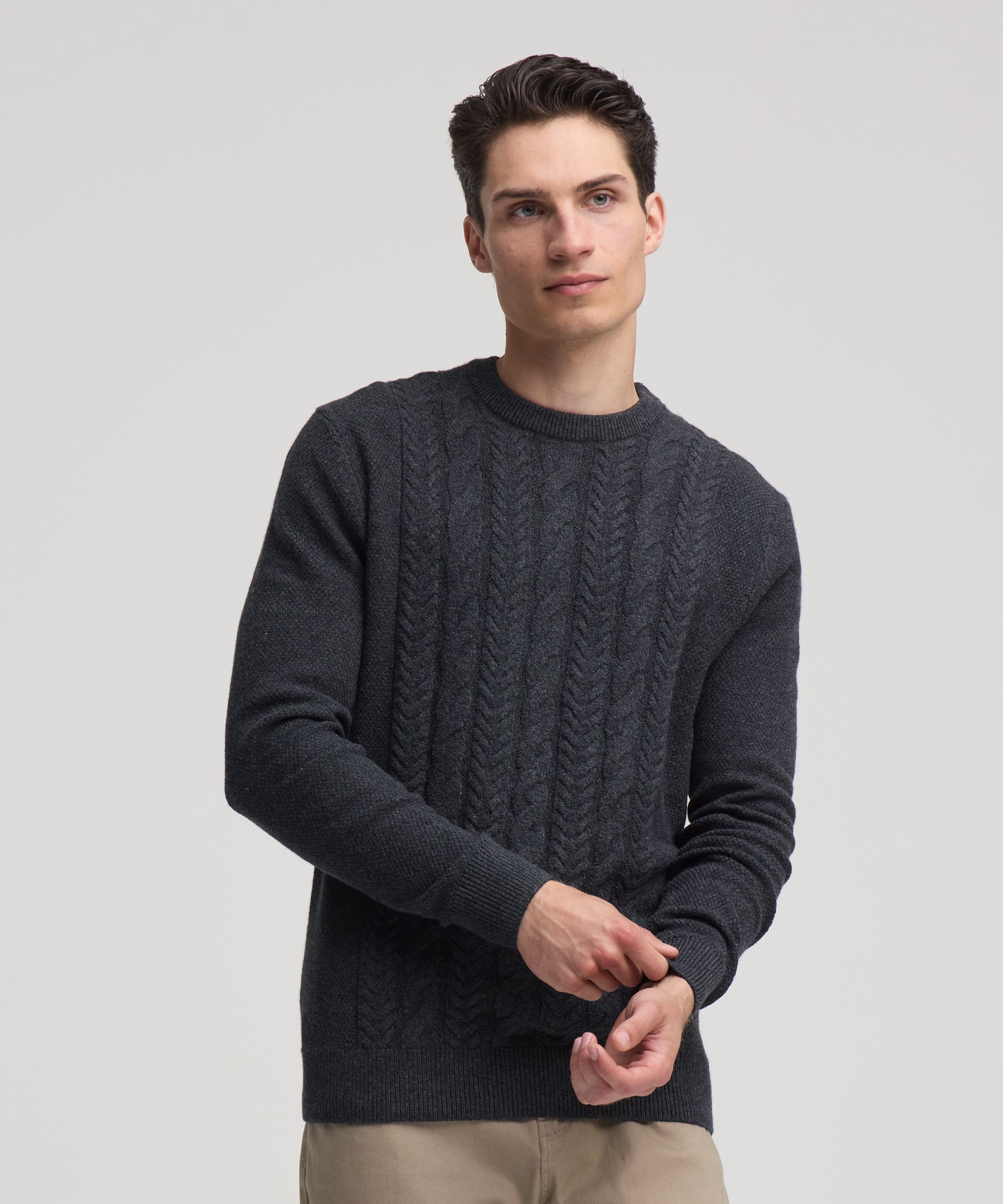 Denver Hayes Men's Lofty knit Cable Crewneck Sweater
