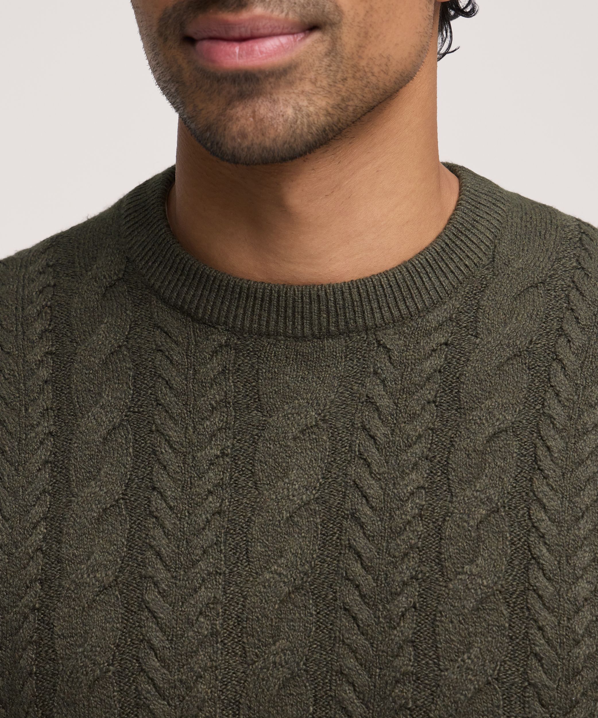 Chandail à col ras du cou en tricot gonflant torsadé pour hommes, Denver Hayes