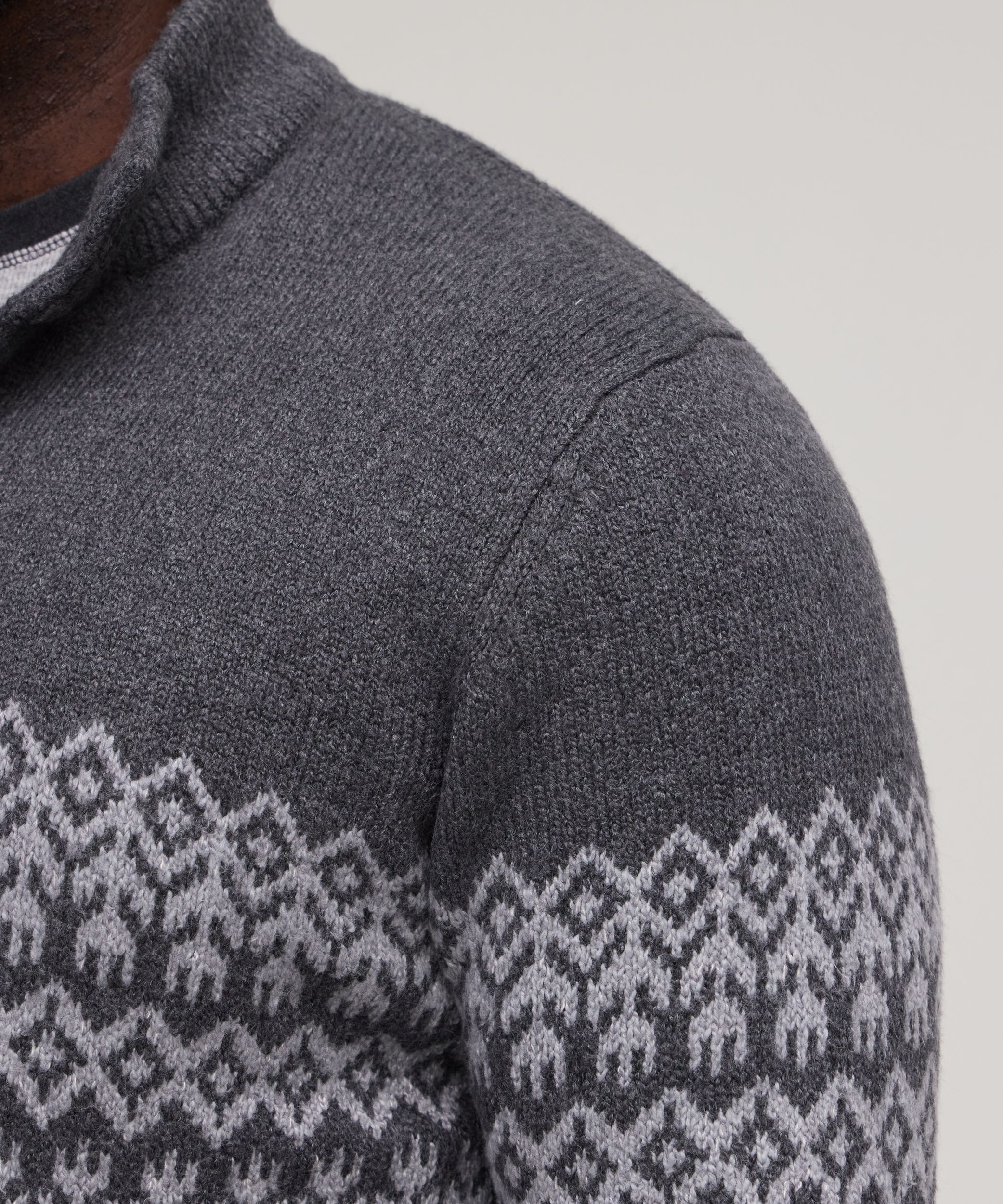 Chandail à motif jacquard avec col cheminée et fermeture à boutons&nbsp;1/4 pour hommes, WindRiver
