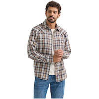 Wrangler Men's Retro Woven Shirt Front_Angled_Right