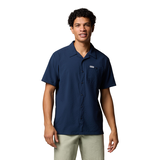 Columbia Men's Utilizer Omni-Wick™ Camp Shirt Front_Angled_Right