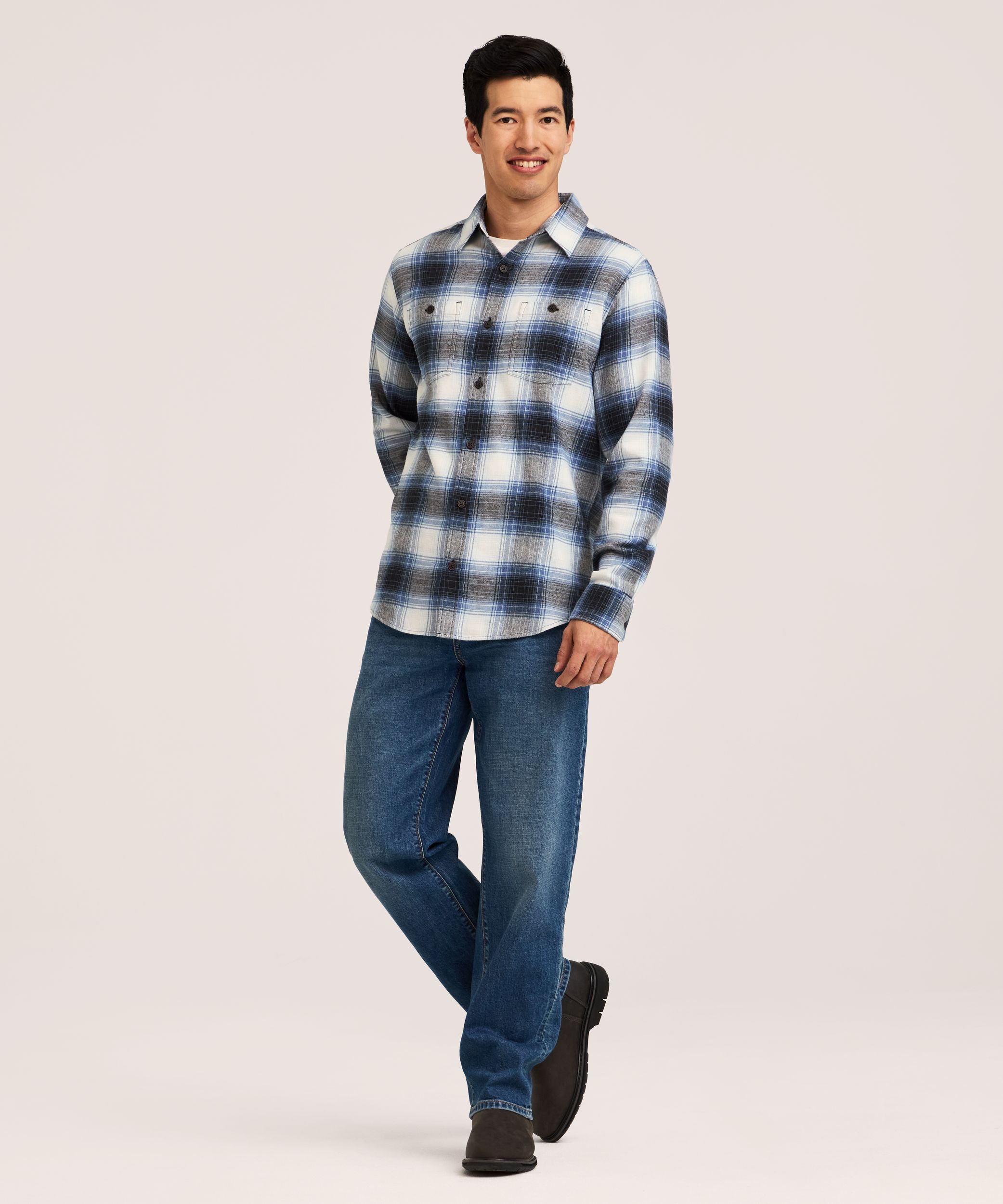WindRiver Men's Basic Stretch Flannel Shirt