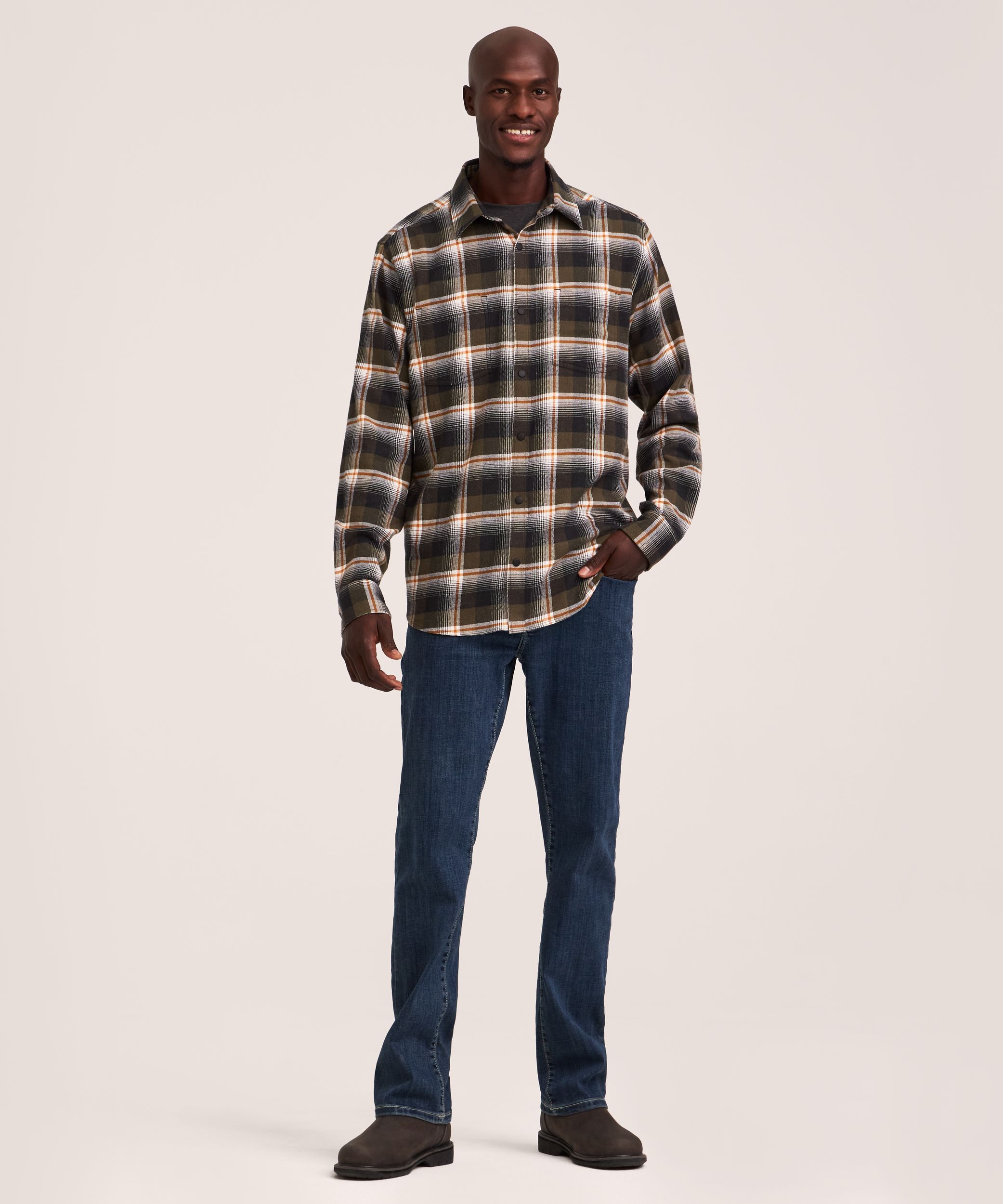 WindRiver Men's Basic Stretch Flannel Snap Down Shirt