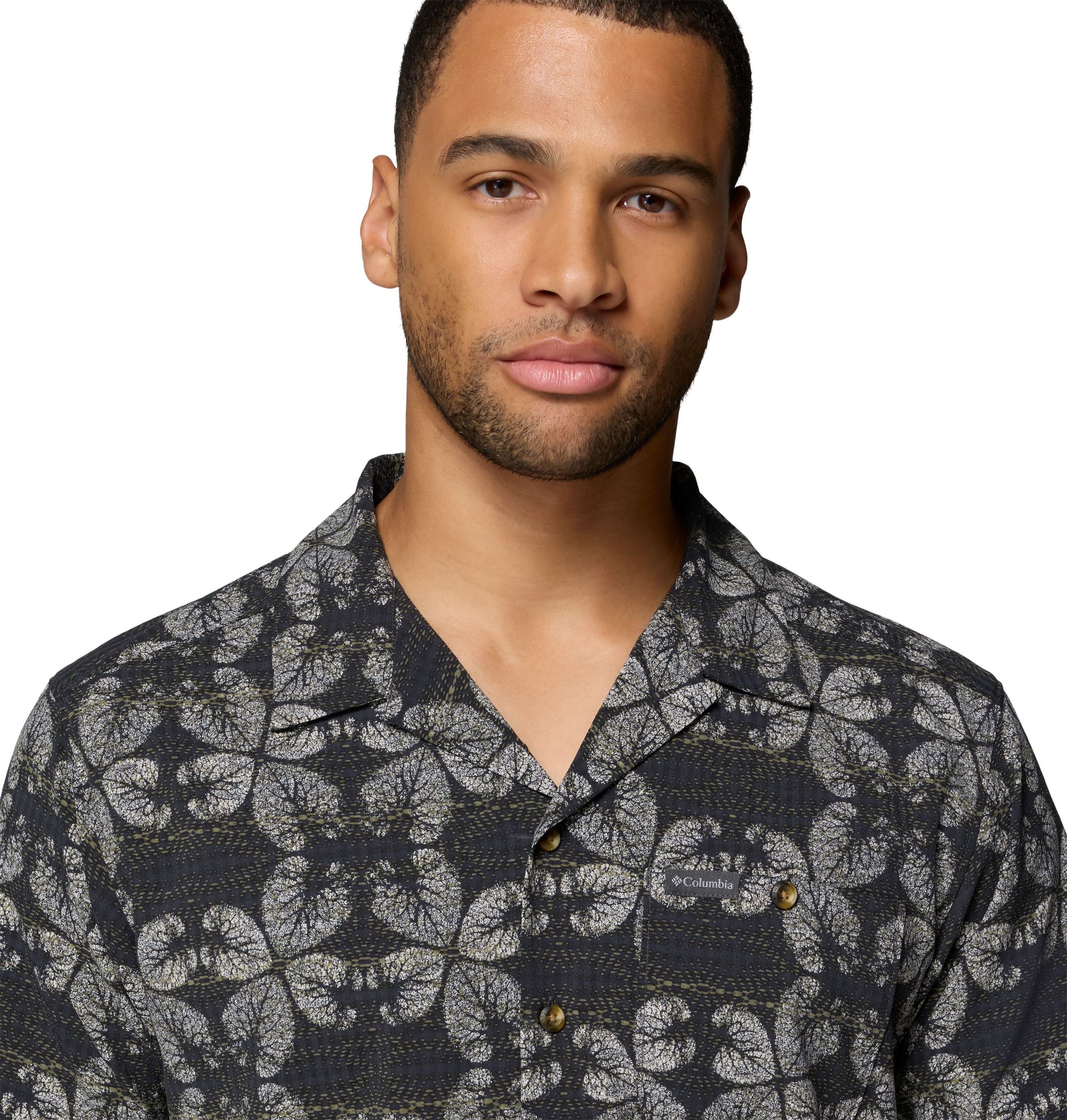 Columbia Men's Utilizer Camp Collar Print Short Sleeve Shirt