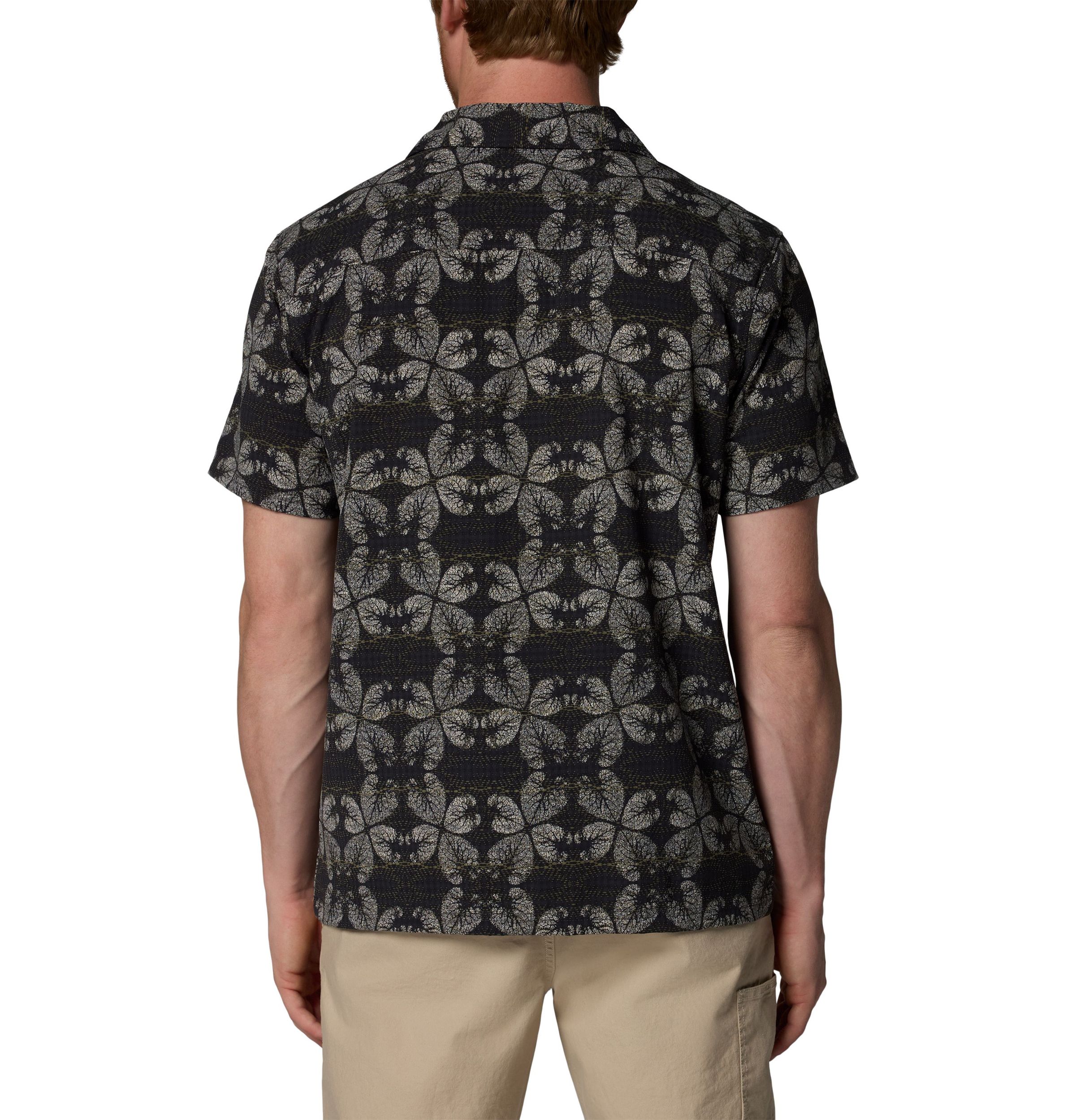 Columbia Men's Utilizer Camp Collar Print Short Sleeve Shirt