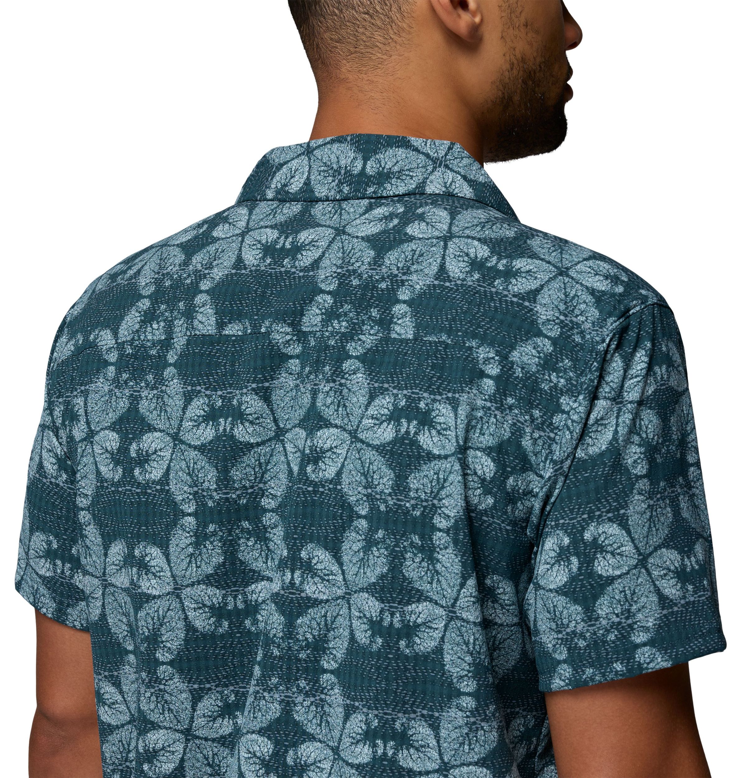 Columbia Men's Utilizer Camp Collar Print Short Sleeve Shirt